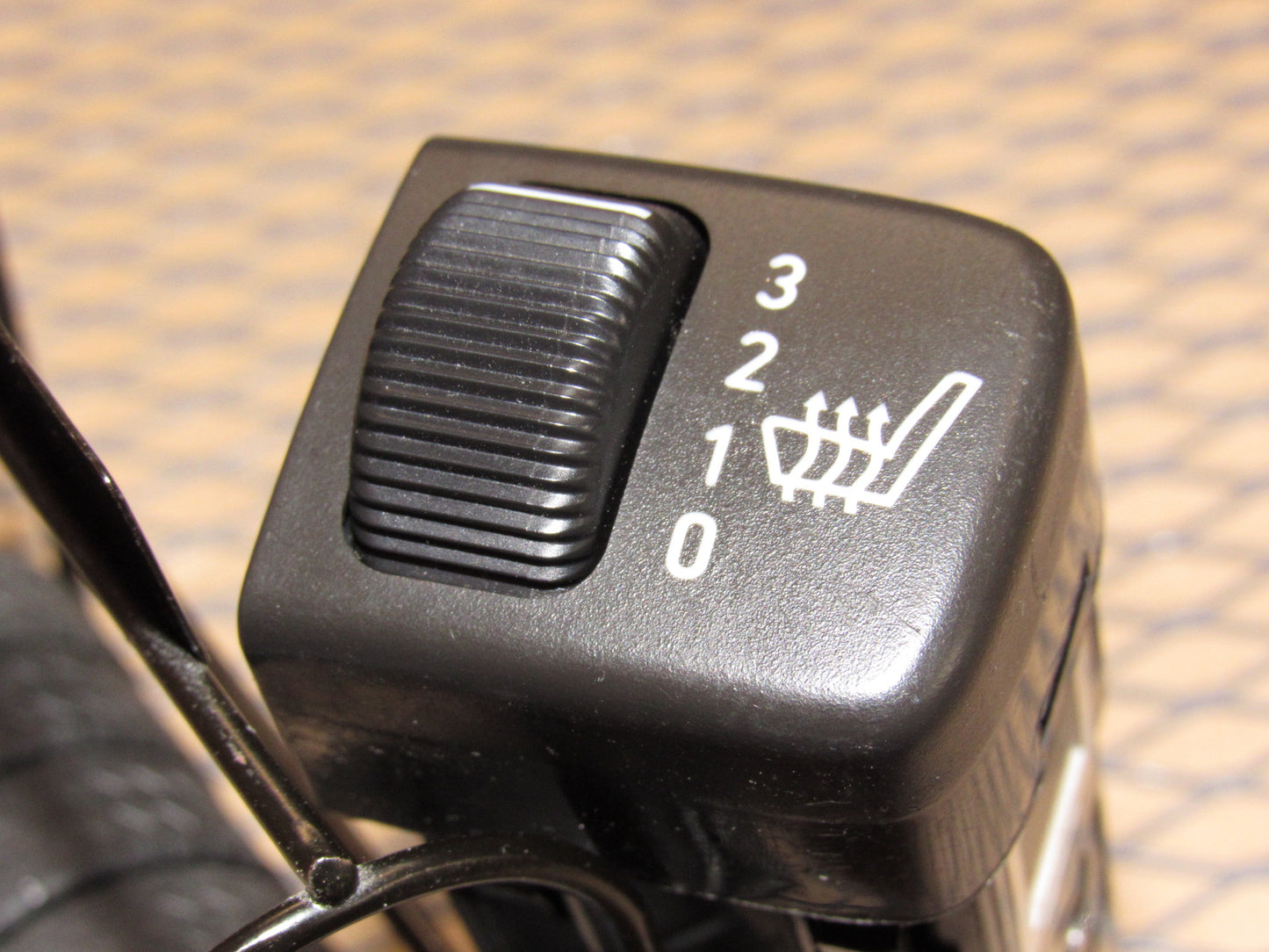 99 00 01 02 03 04 05 Saab 9-5 OEM Heated Seat Switch