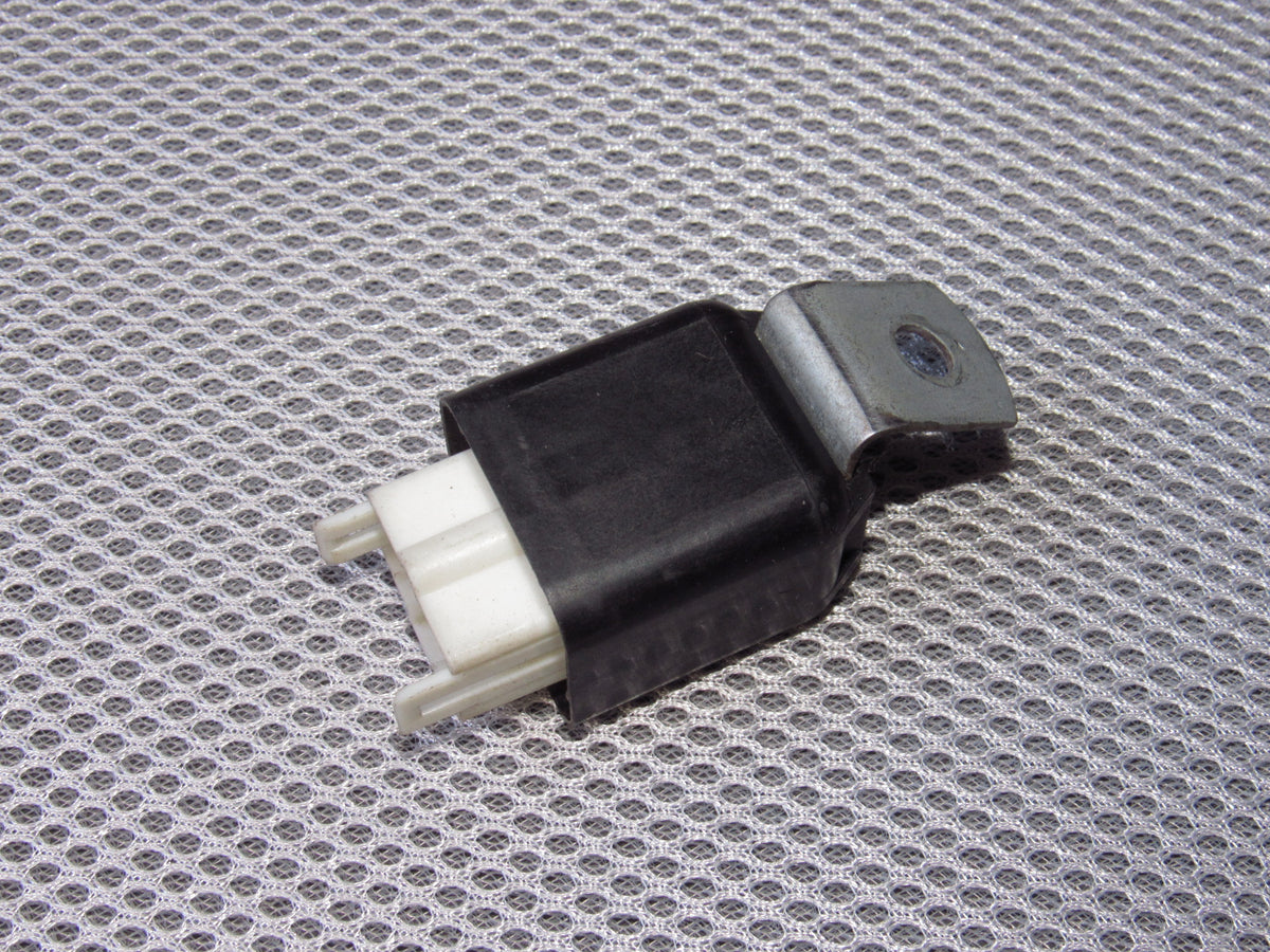 88-91 Honda CRX OEM Relay 056700-8570