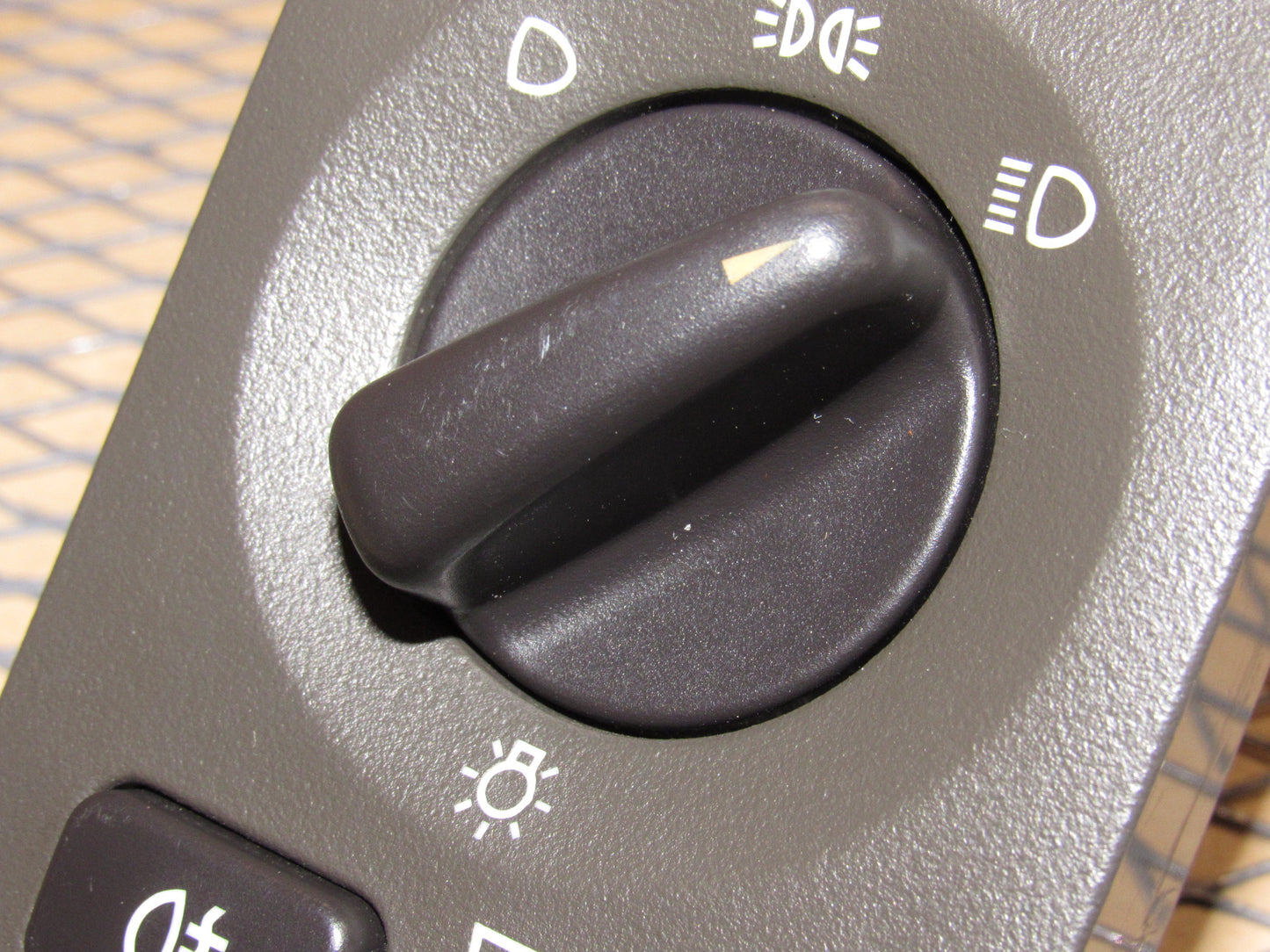 99 00 01 02 03 04 05 Saab 9-5 OEM Headlight Dimmer Switch