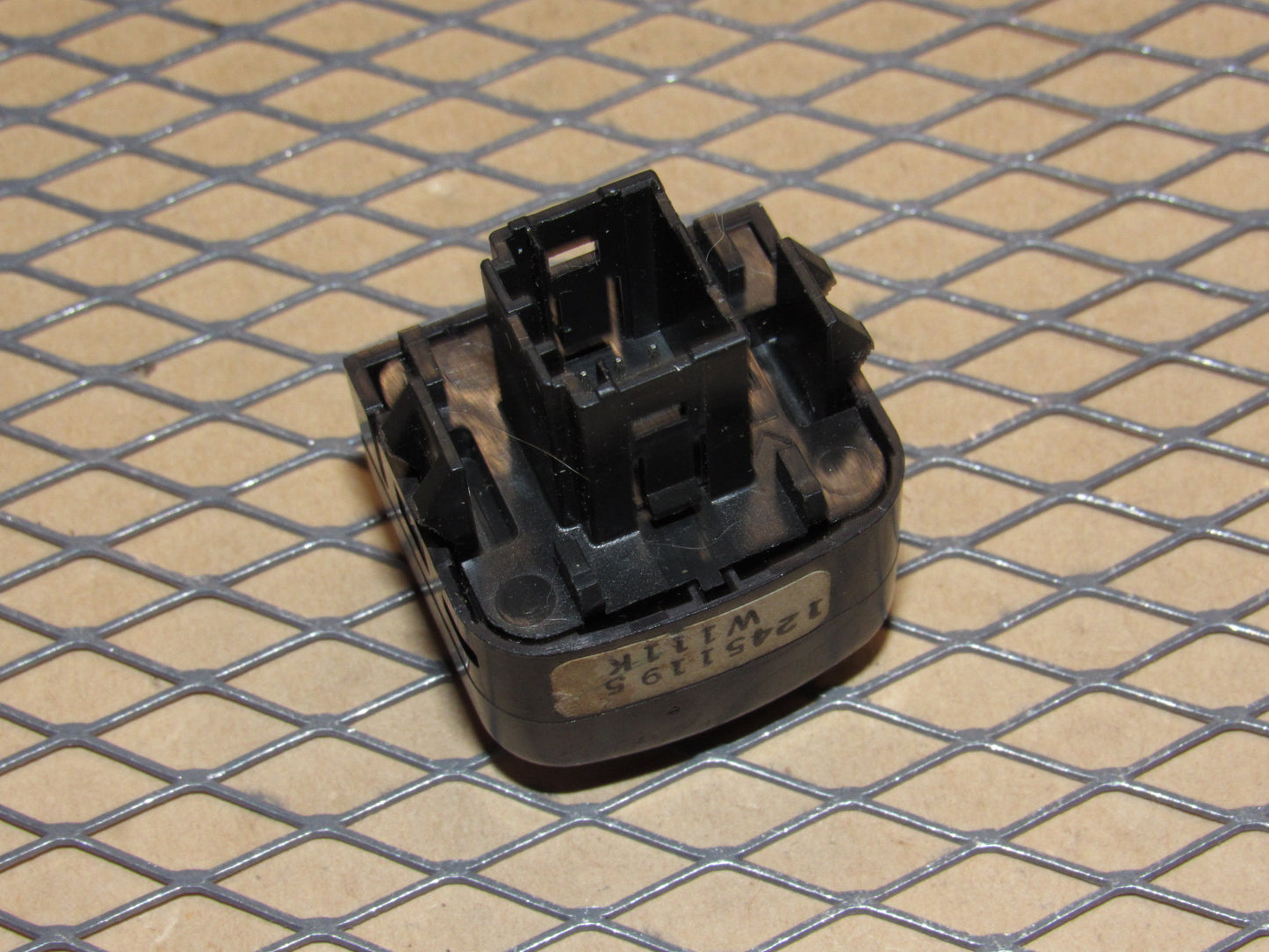 99 00 01 02 03 04 05 Saab 9-5 OEM OnStar Switch