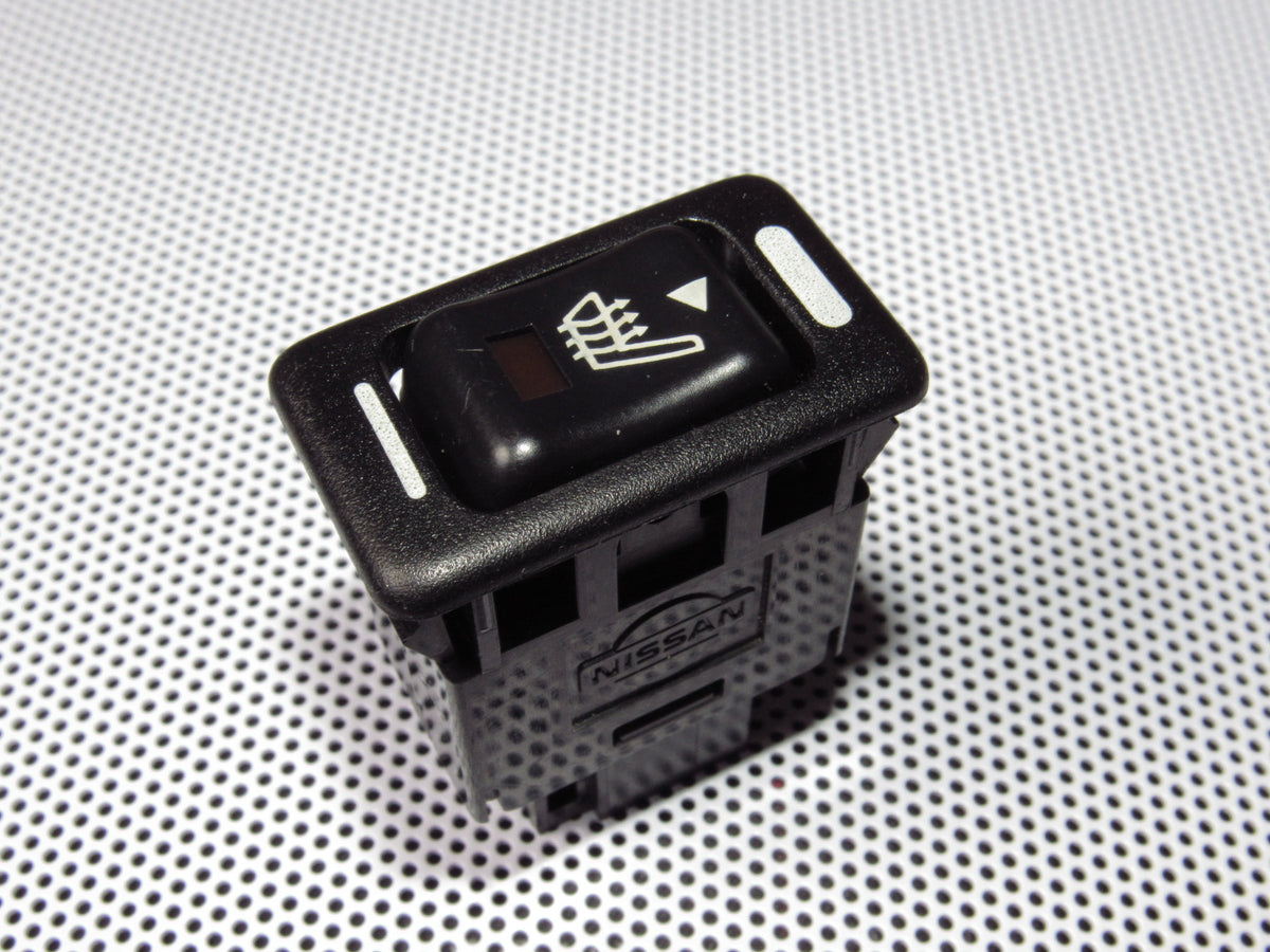 96-04 Nissan Pathfinder OEM Front Heated Seat Switch - Right