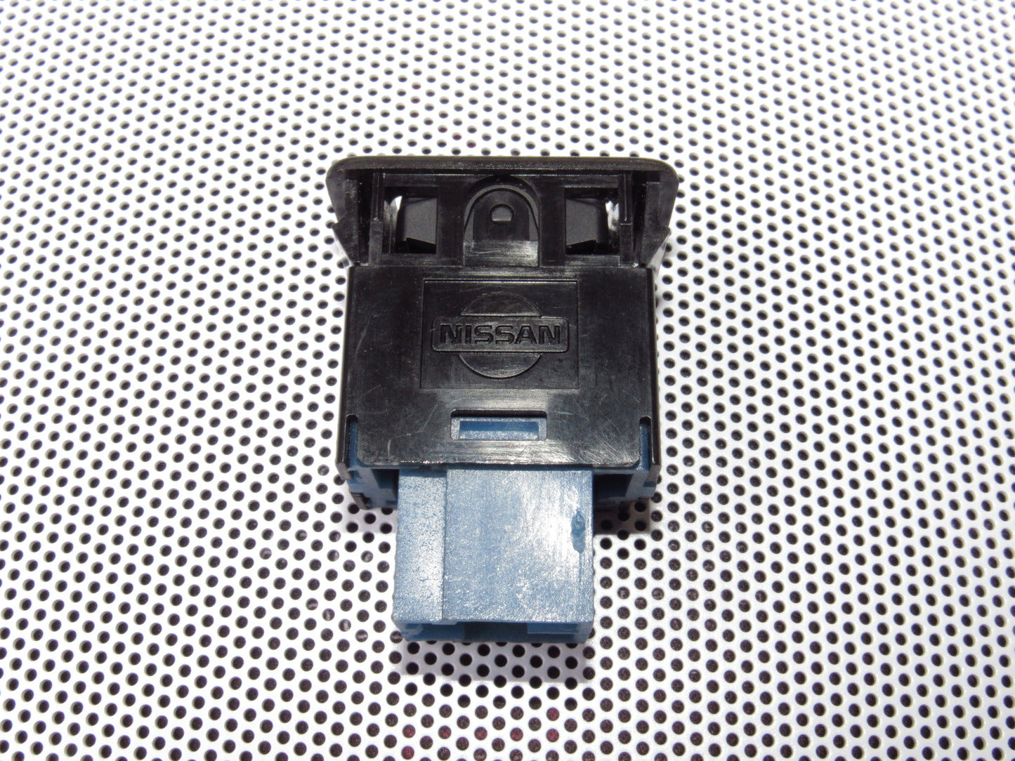94-95 Nissan Pathfinder OEM Front Heated Seat Switch - Left