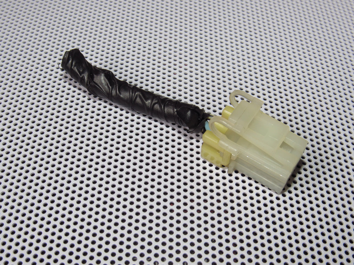 94-95 Nissan Pathfinder OEM Front Heated Seat Switch Pigtail Harness Connector - Right