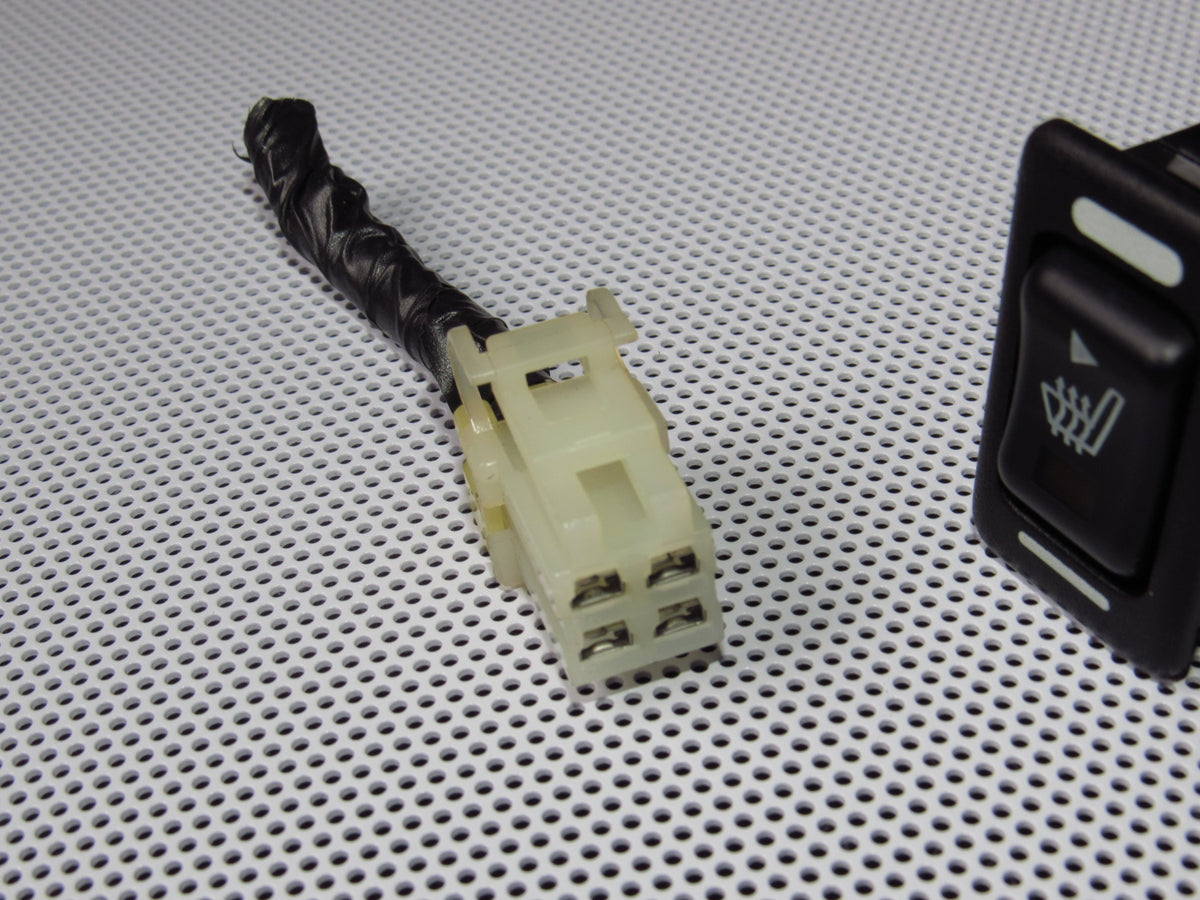 94-95 Nissan Pathfinder OEM Front Heated Seat Switch Pigtail Harness Connector - Right