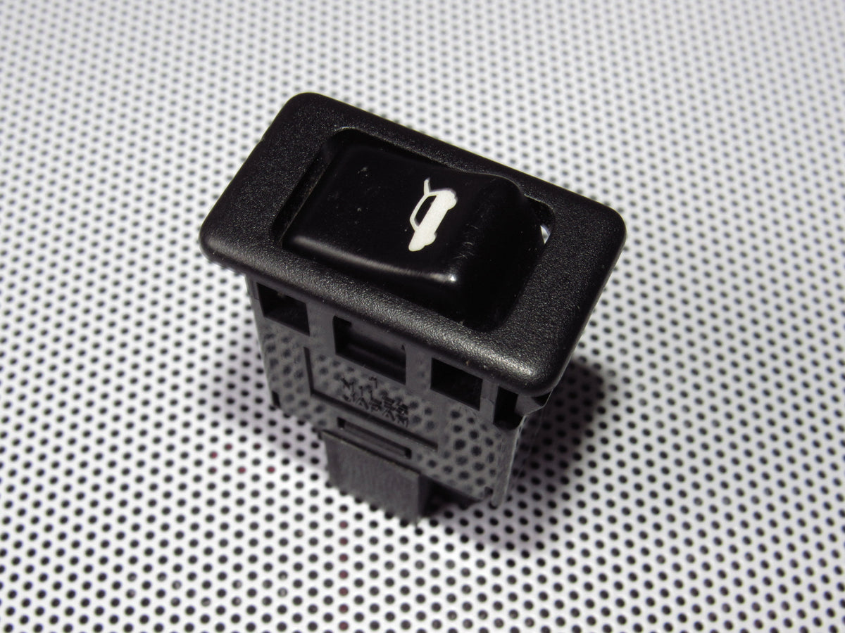 94-95 Nissan Pathfinder OEM Tailgate Trunk Door Release Switch