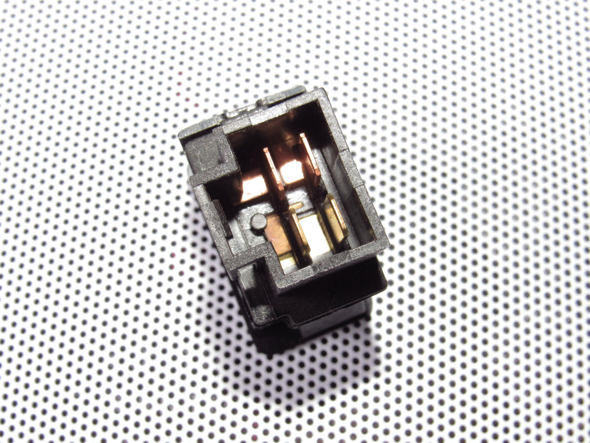 94-95 Nissan Pathfinder OEM Tailgate Trunk Door Release Switch