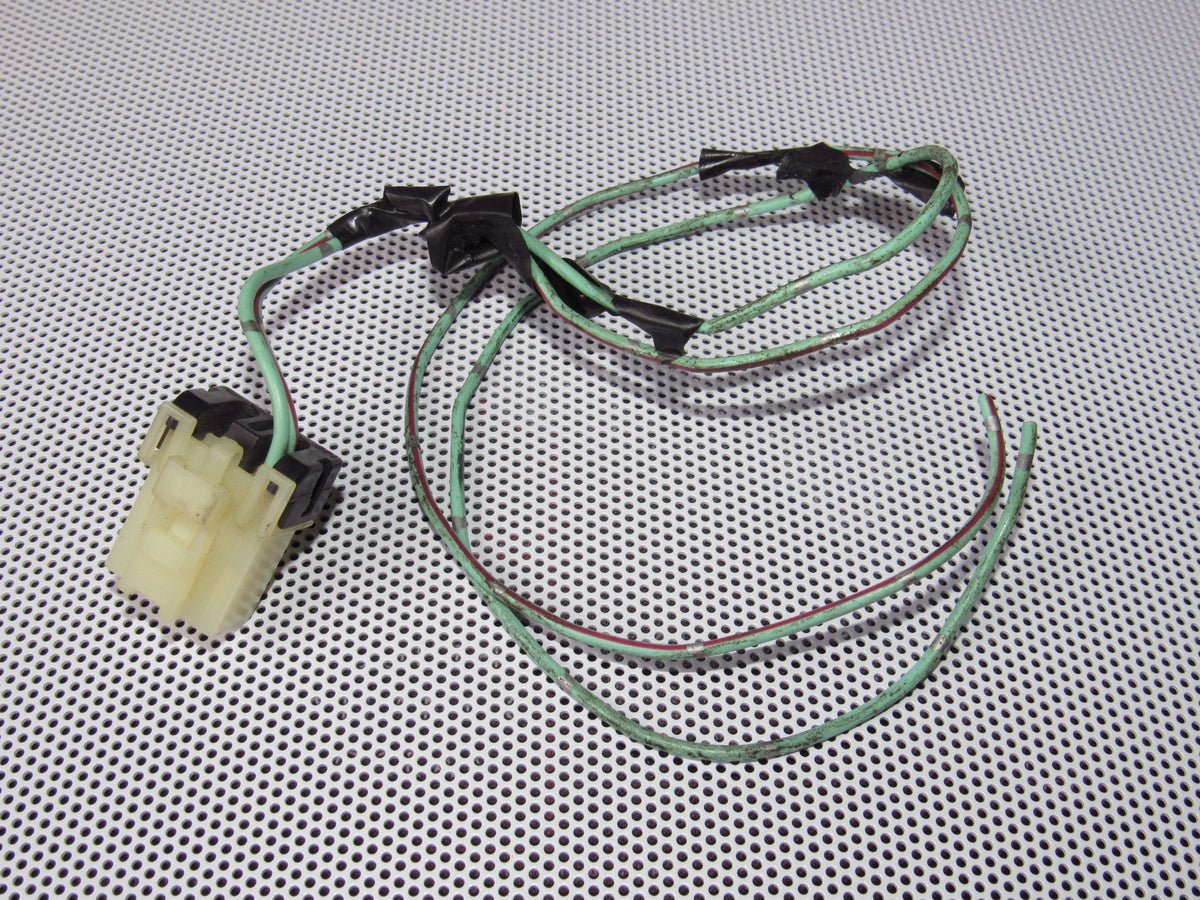 94-95 Nissan Pathfinder OEM Tailgate Trunk Door Release Switch Pigtail Harness Connector