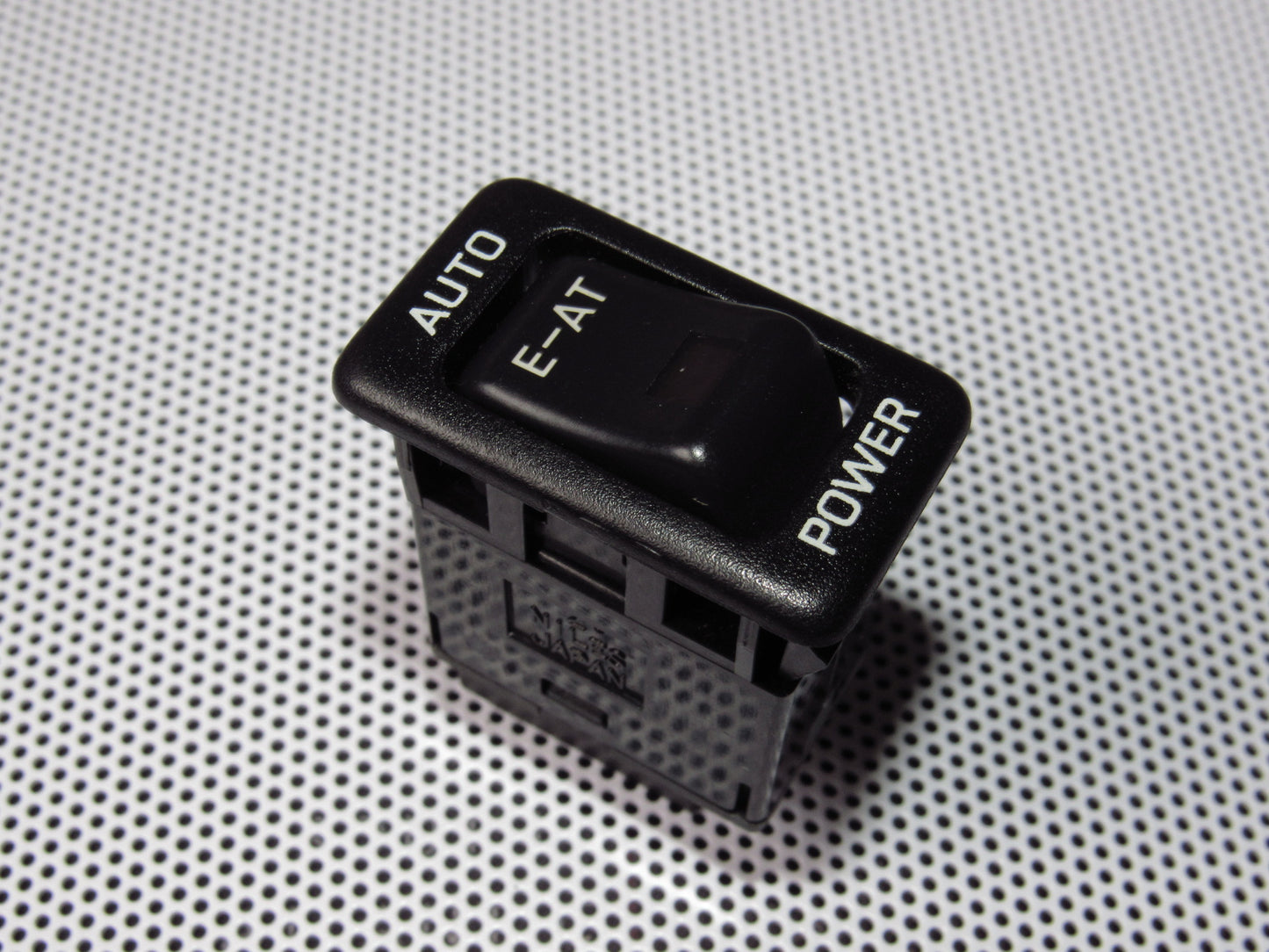 94-95 Nissan Pathfinder OEM Auto E-AT Power Switch