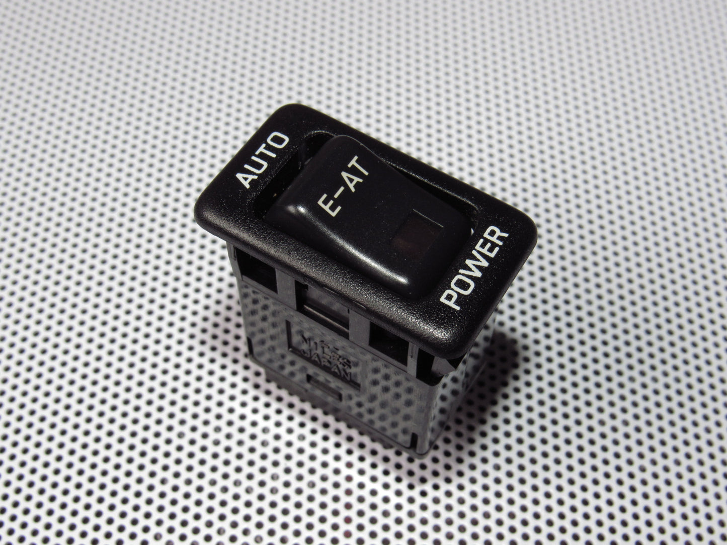 94-95 Nissan Pathfinder OEM Auto E-AT Power Switch