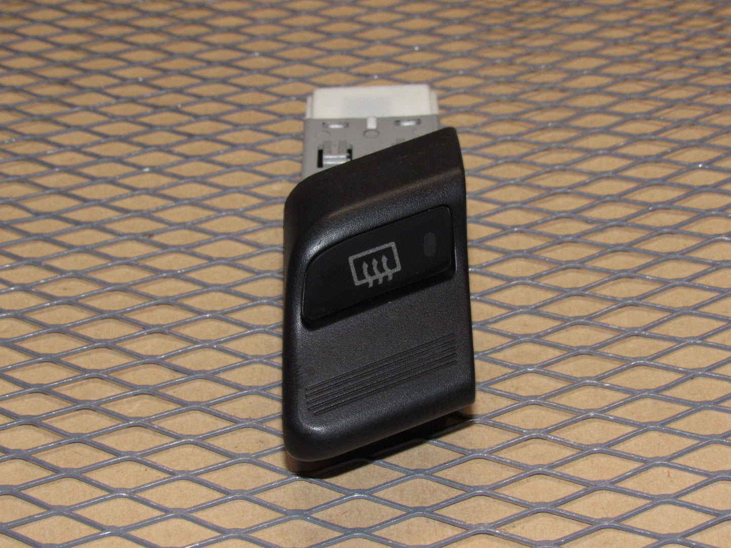 93 94 95 96 97 Honda Del Sol OEM Rear Defroster Switch