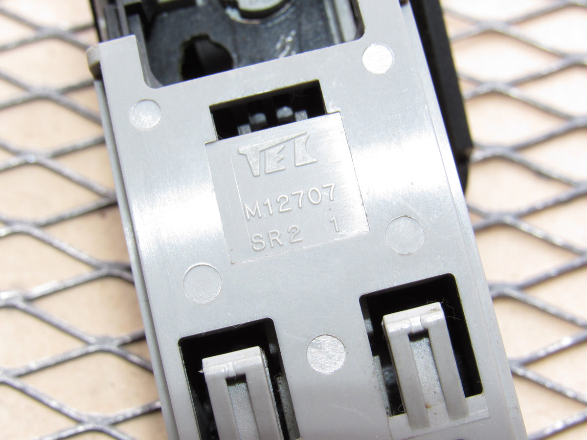 93 94 95 96 97 Honda Del Sol OEM Hazard Light Switch