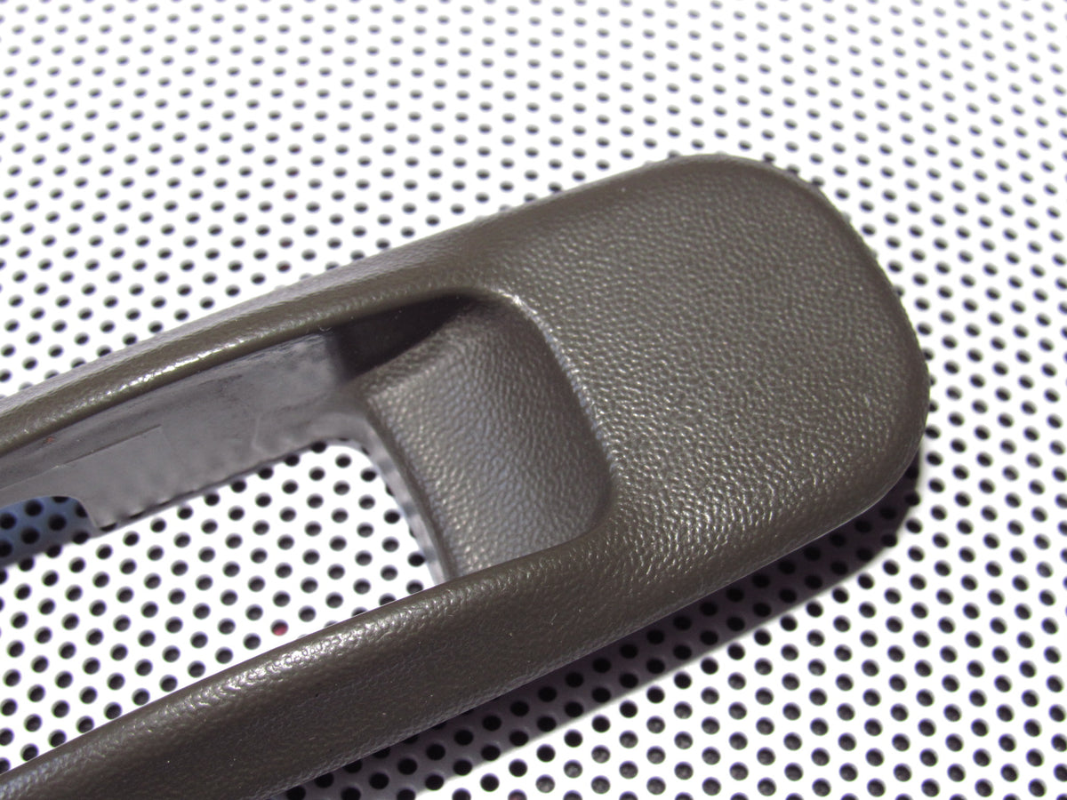 01-04 Mitsubishi Montero Sport OEM Rear Window Switch Trim Bezel Cover