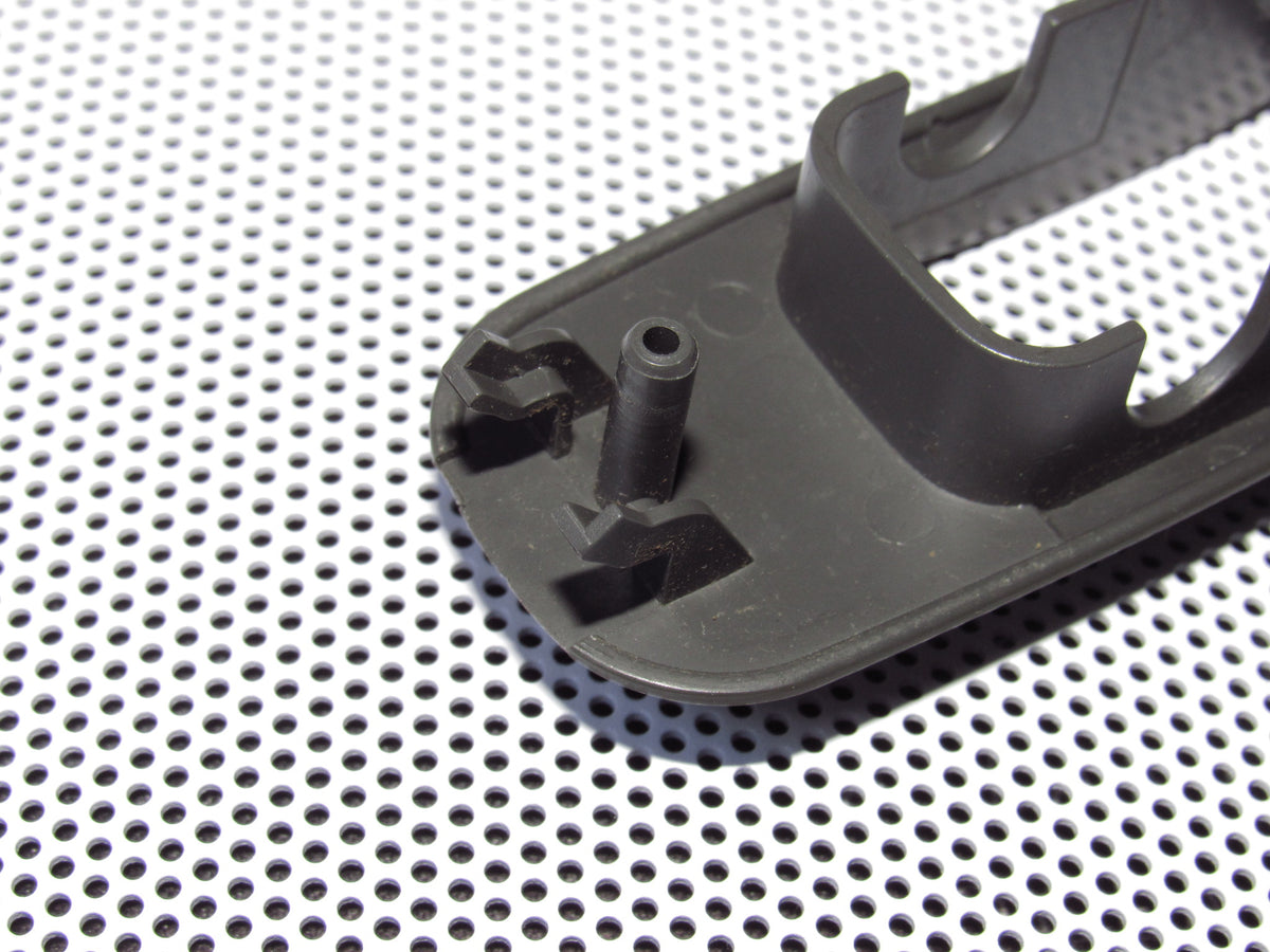 01-04 Mitsubishi Montero Sport OEM Rear Window Switch Trim Bezel Cover