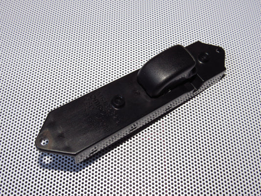 01-04 Mitsubishi Montero Sport OEM Rear Window Switch