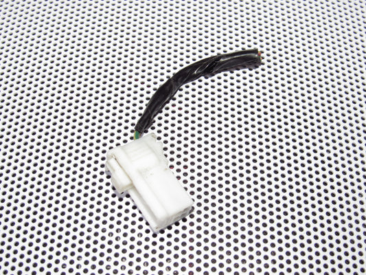 01-04 Mitsubishi Montero Sport OEM Anti Theft Security Light Pigtail Harness Connector