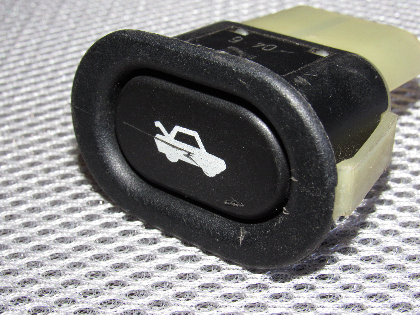 94-98 Saab 900 OEM Hatch Door Trunk Release Switch