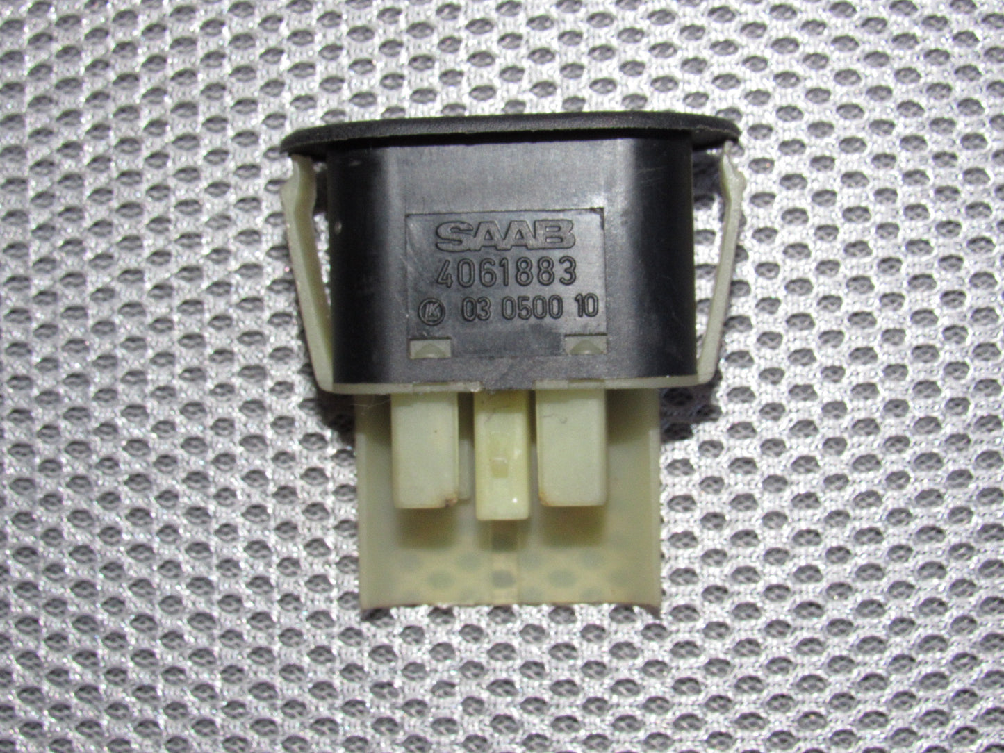94-98 Saab 900 OEM Hatch Door Trunk Release Switch