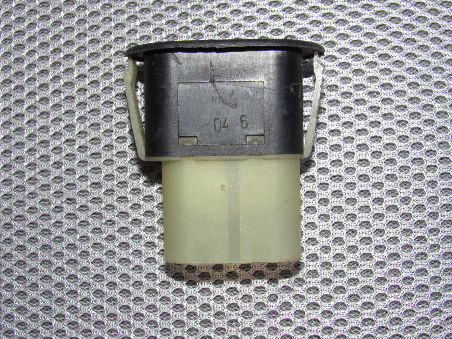 94-98 Saab 900 OEM Hatch Door Trunk Release Switch