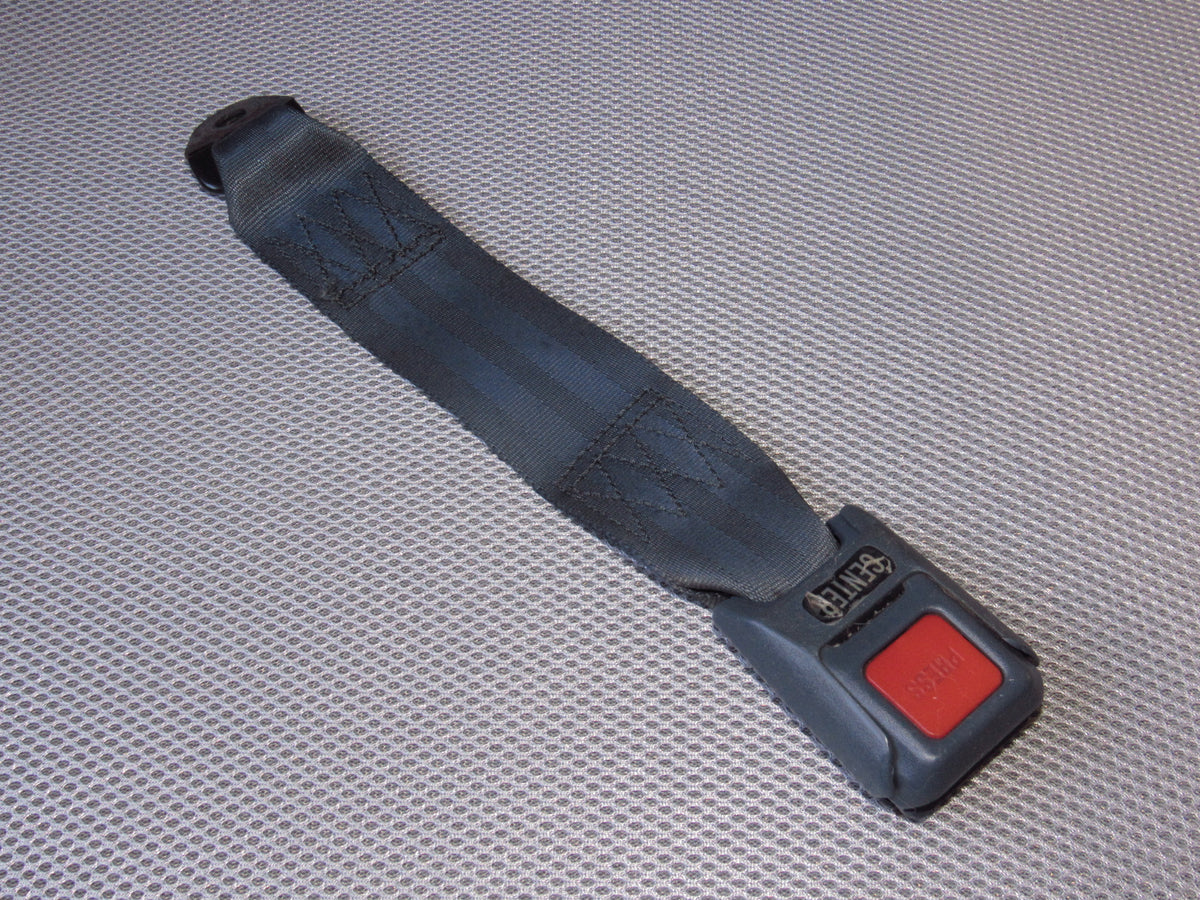 90-95 Nissan Pathfinder OEM Rear Center Seat Belt Buckle Receiver
