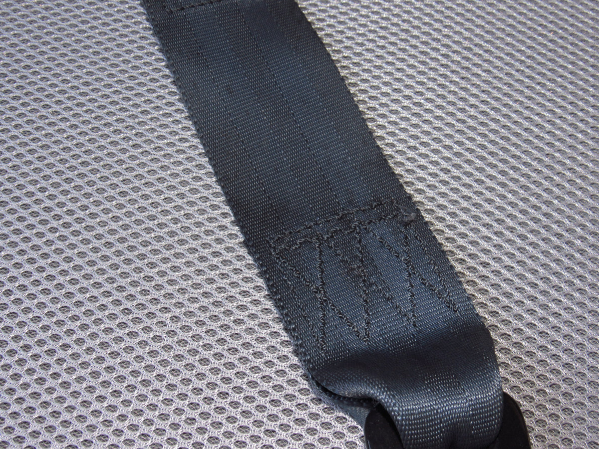 90-95 Nissan Pathfinder OEM Rear Center Seat Belt Buckle Receiver