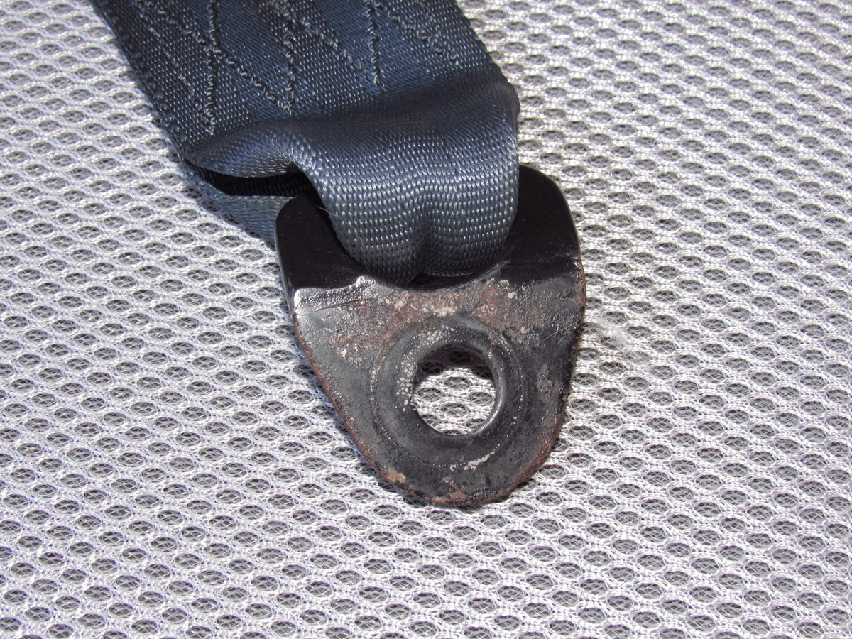 90-95 Nissan Pathfinder OEM Rear Center Seat Belt Buckle Receiver