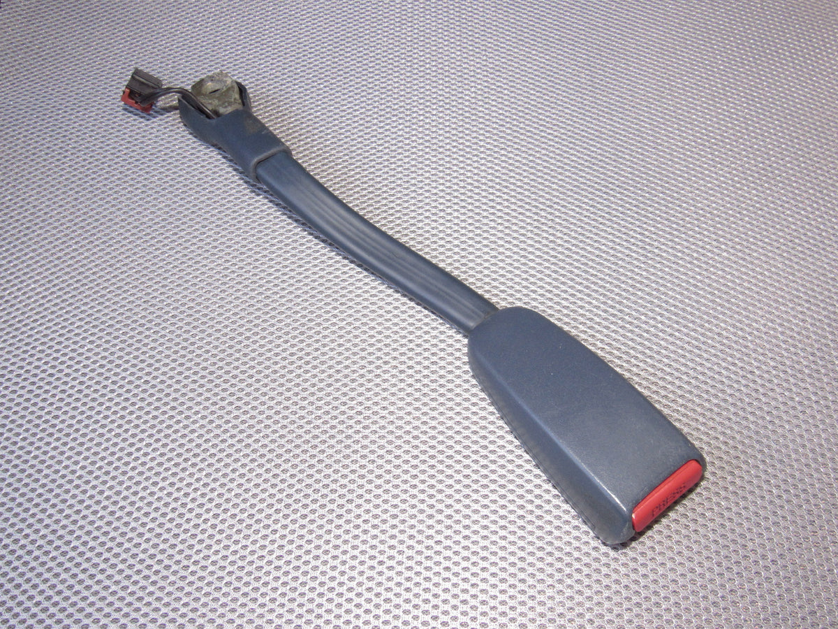 93-95 Nissan Pathfinder OEM Front Seat Belt Buckle Receiver - Left