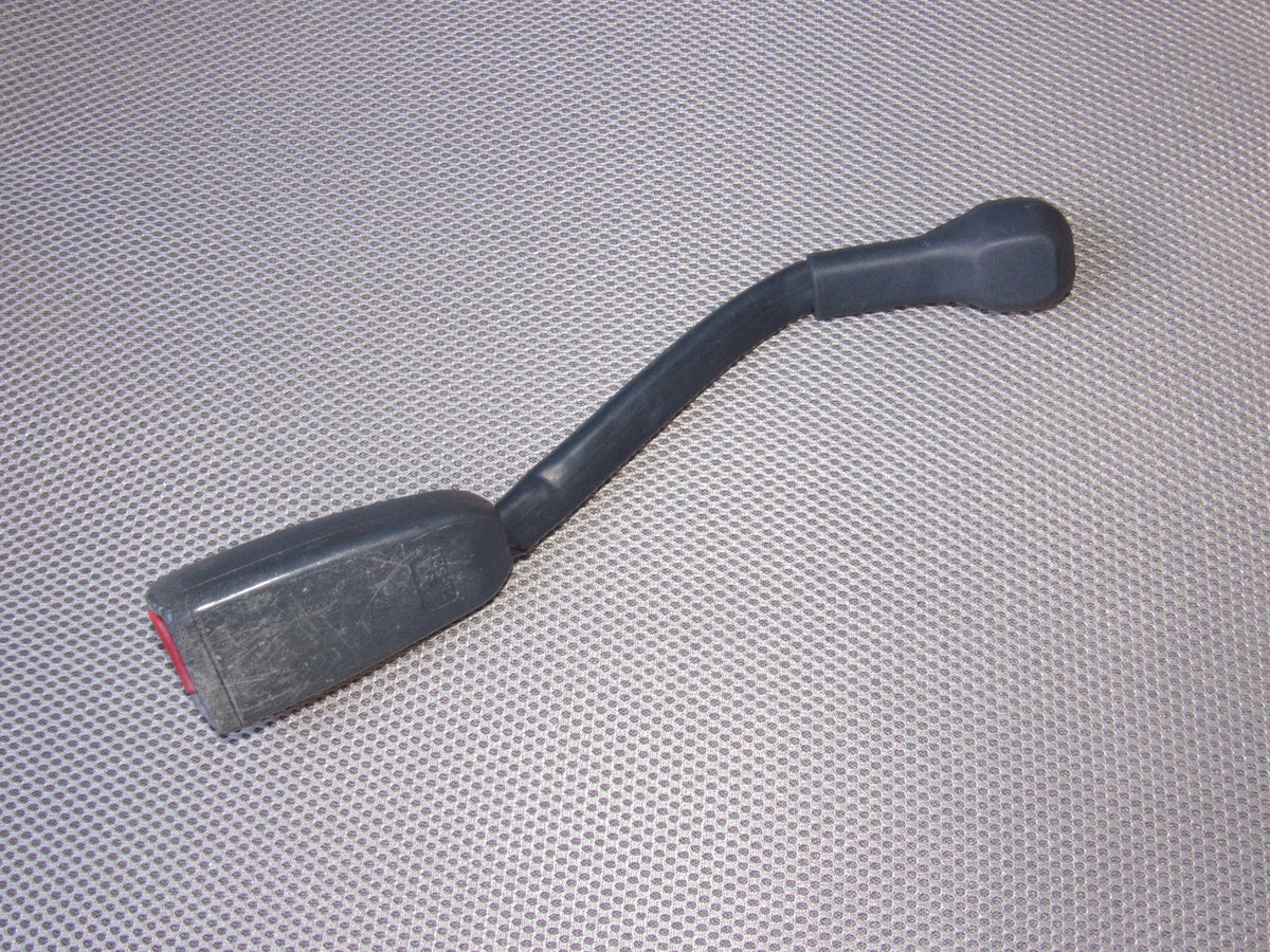 93-95 Nissan Pathfinder OEM Front Seat Belt Buckle Receiver - Right