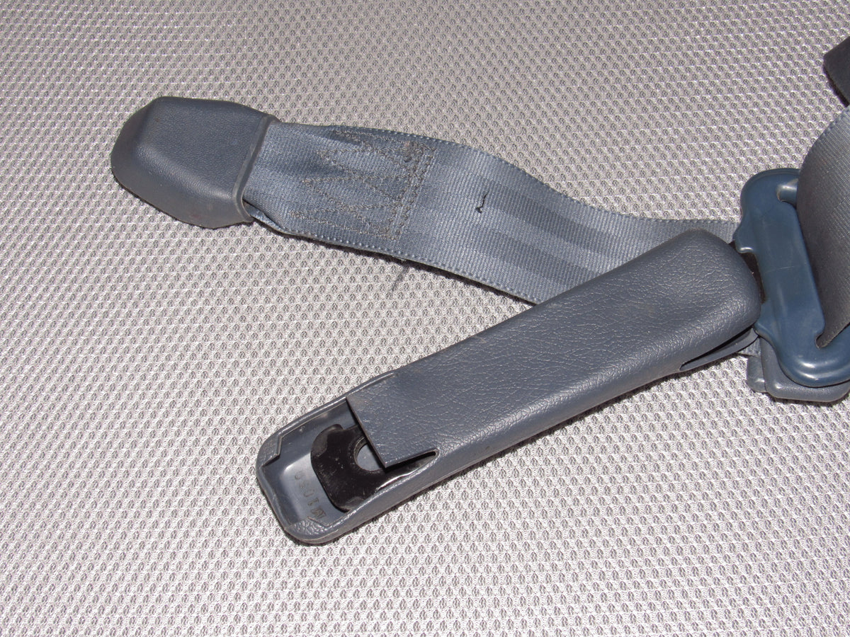 90-95 Nissan Pathfinder OEM Rear Seat Belt