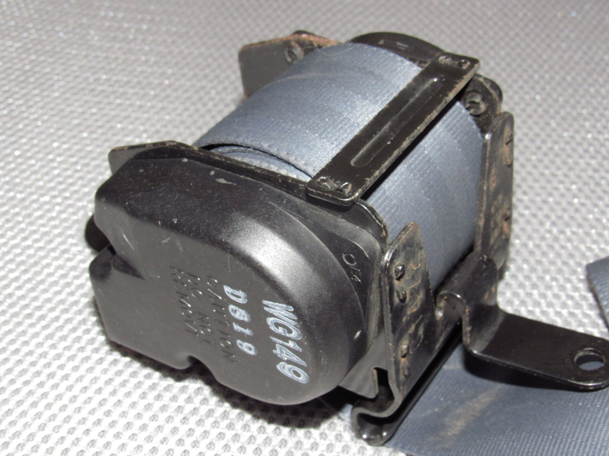 90-95 Nissan Pathfinder OEM Rear Seat Belt