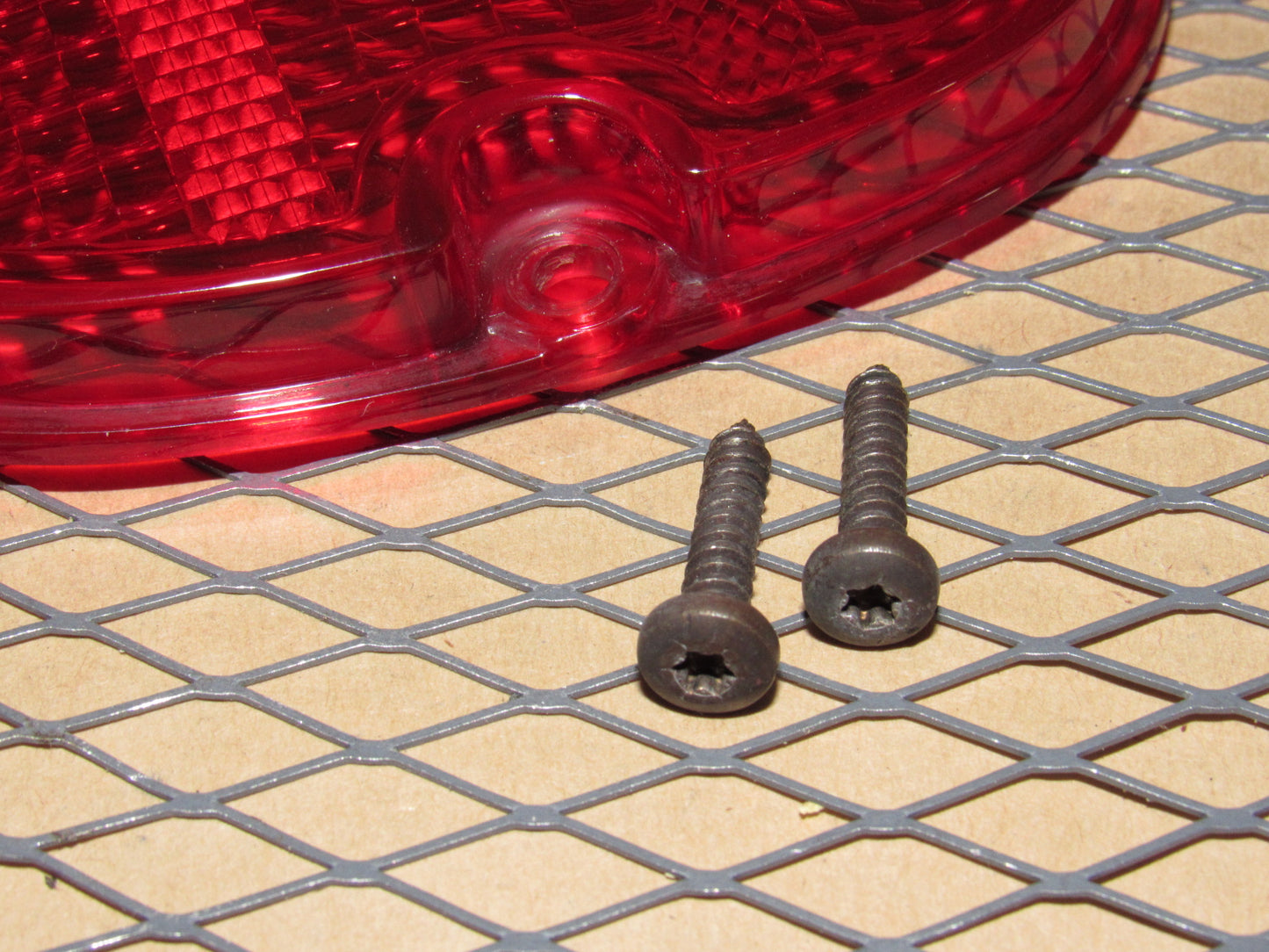 91 92 93 94 95 96 Chevrolet Corvette OEM Tail Light Lamp Lens Cover