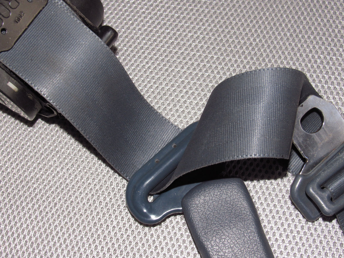 90-95 Nissan Pathfinder OEM Rear Seat Belt