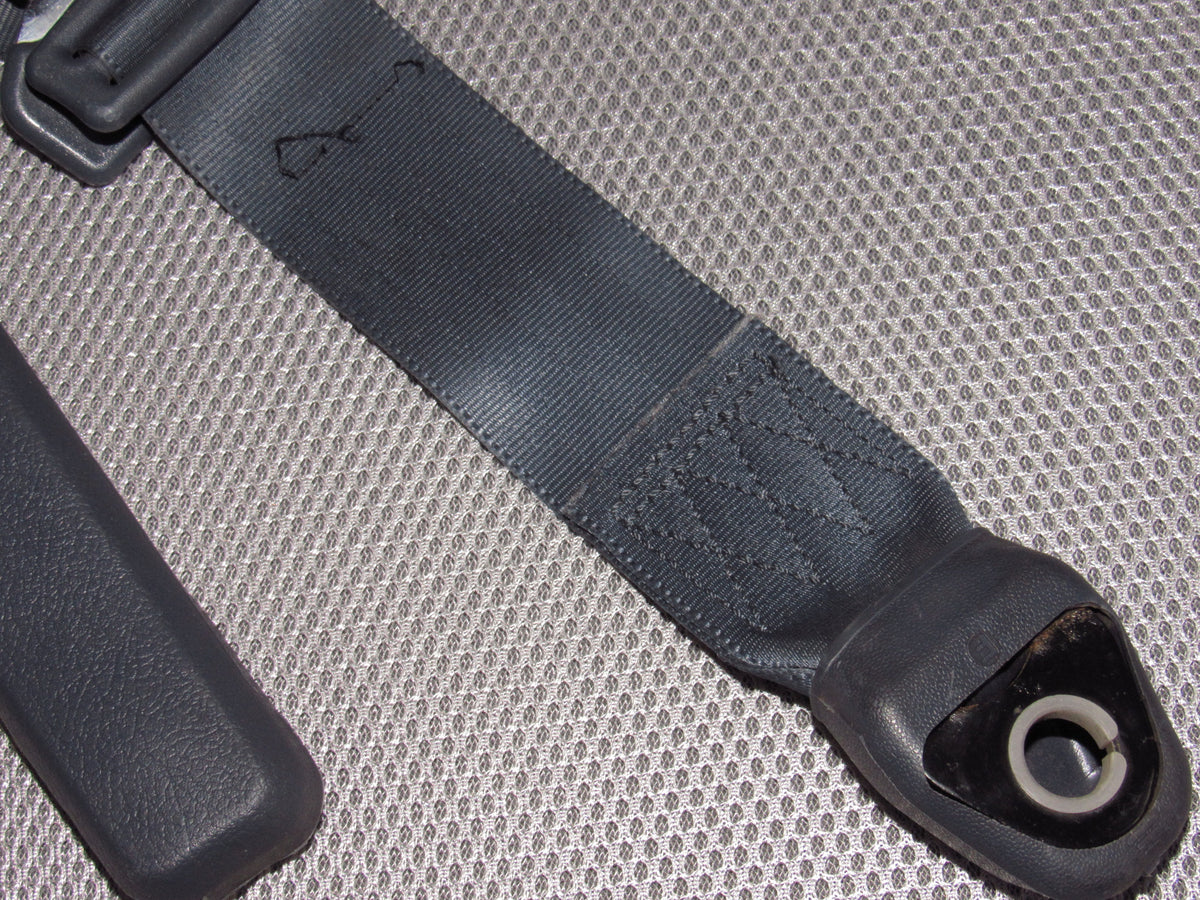 90-95 Nissan Pathfinder OEM Rear Seat Belt