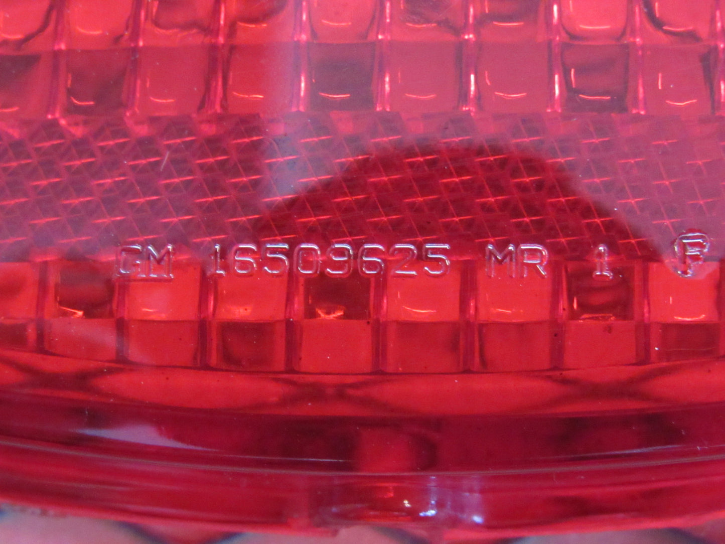 91 92 93 94 95 96 Chevrolet Corvette OEM Tail Light Lamp Lens Cover