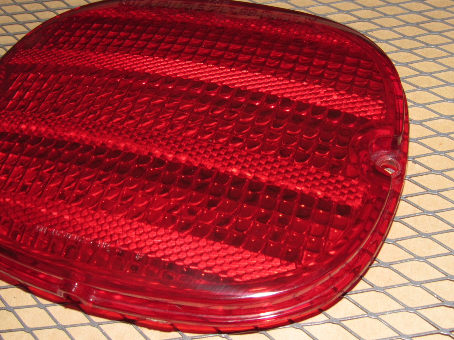 91 92 93 94 95 96 Chevrolet Corvette OEM Tail Light Lamp Lens Cover