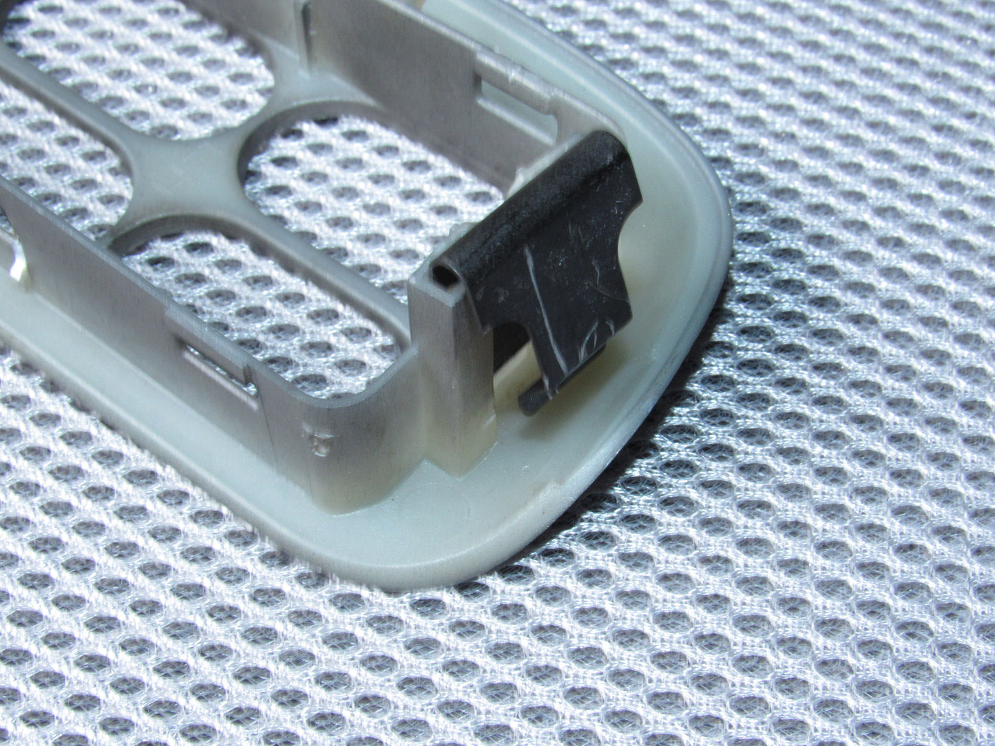 01-07 Ford Escape OEM Front Window Switch Trim Bezel - Left