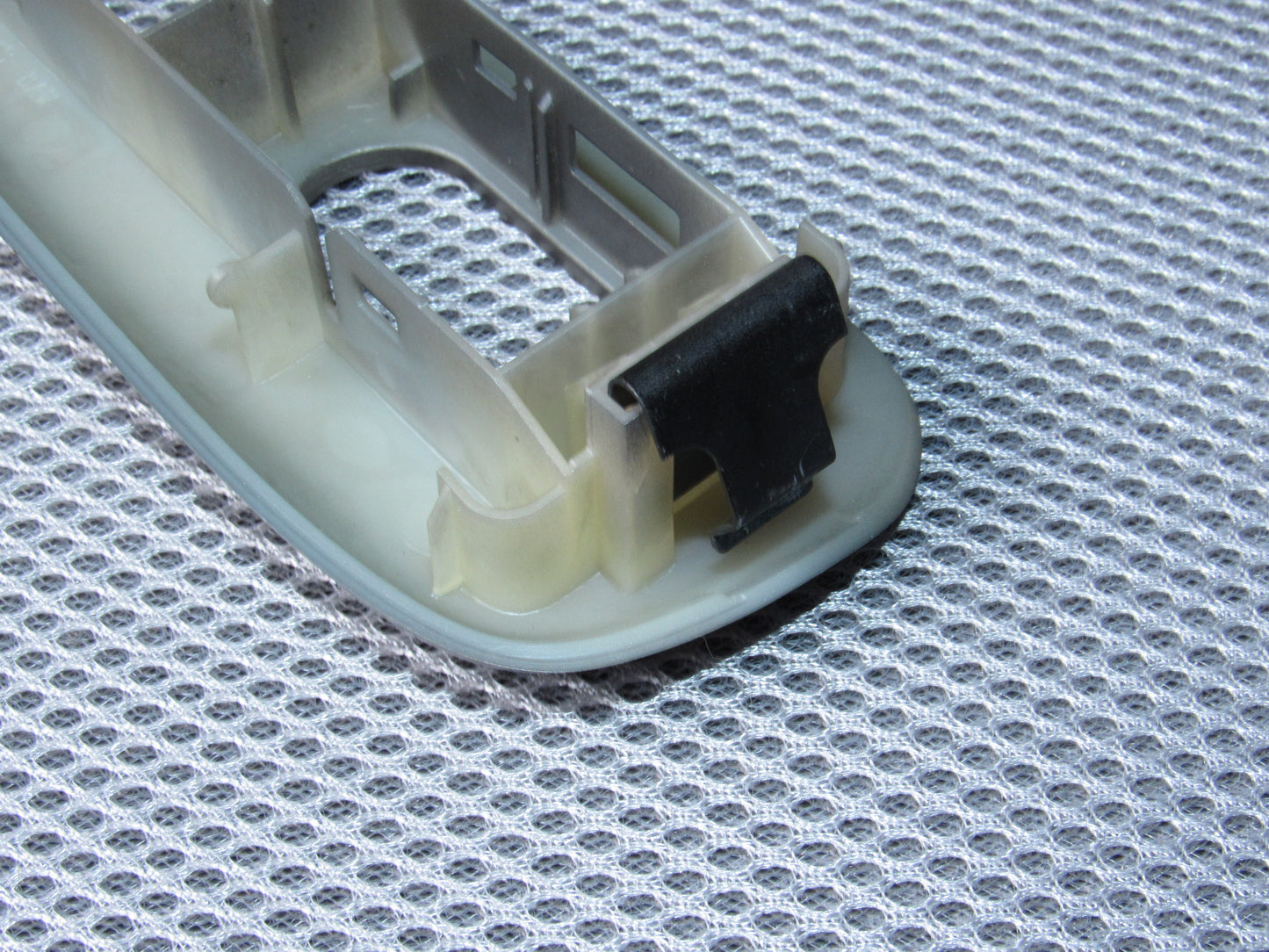 01-07 Ford Escape OEM Front Window Switch Trim Bezel - Right