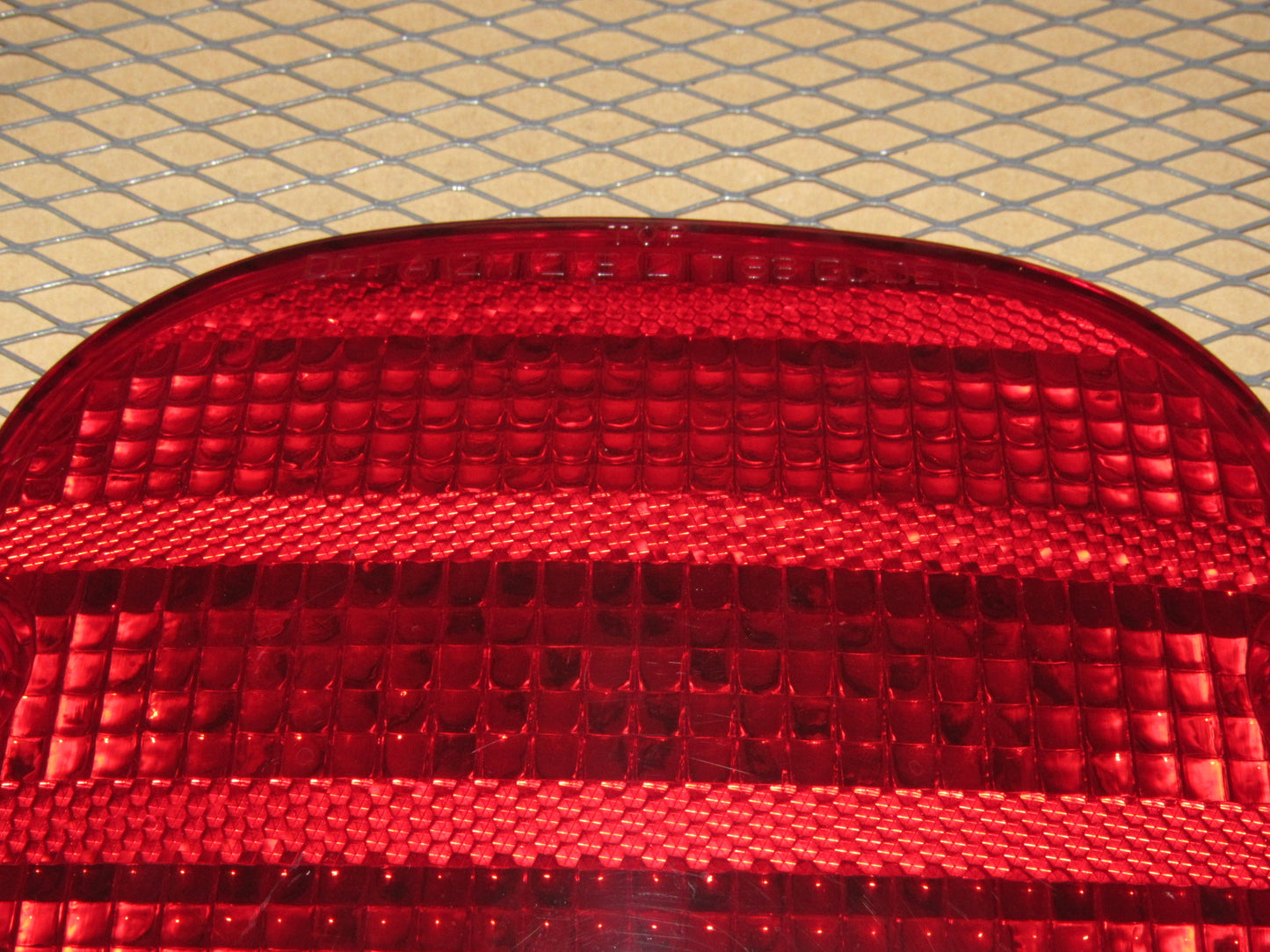 91 92 93 94 95 96 Chevrolet Corvette OEM Tail Light Lamp Lens Cover