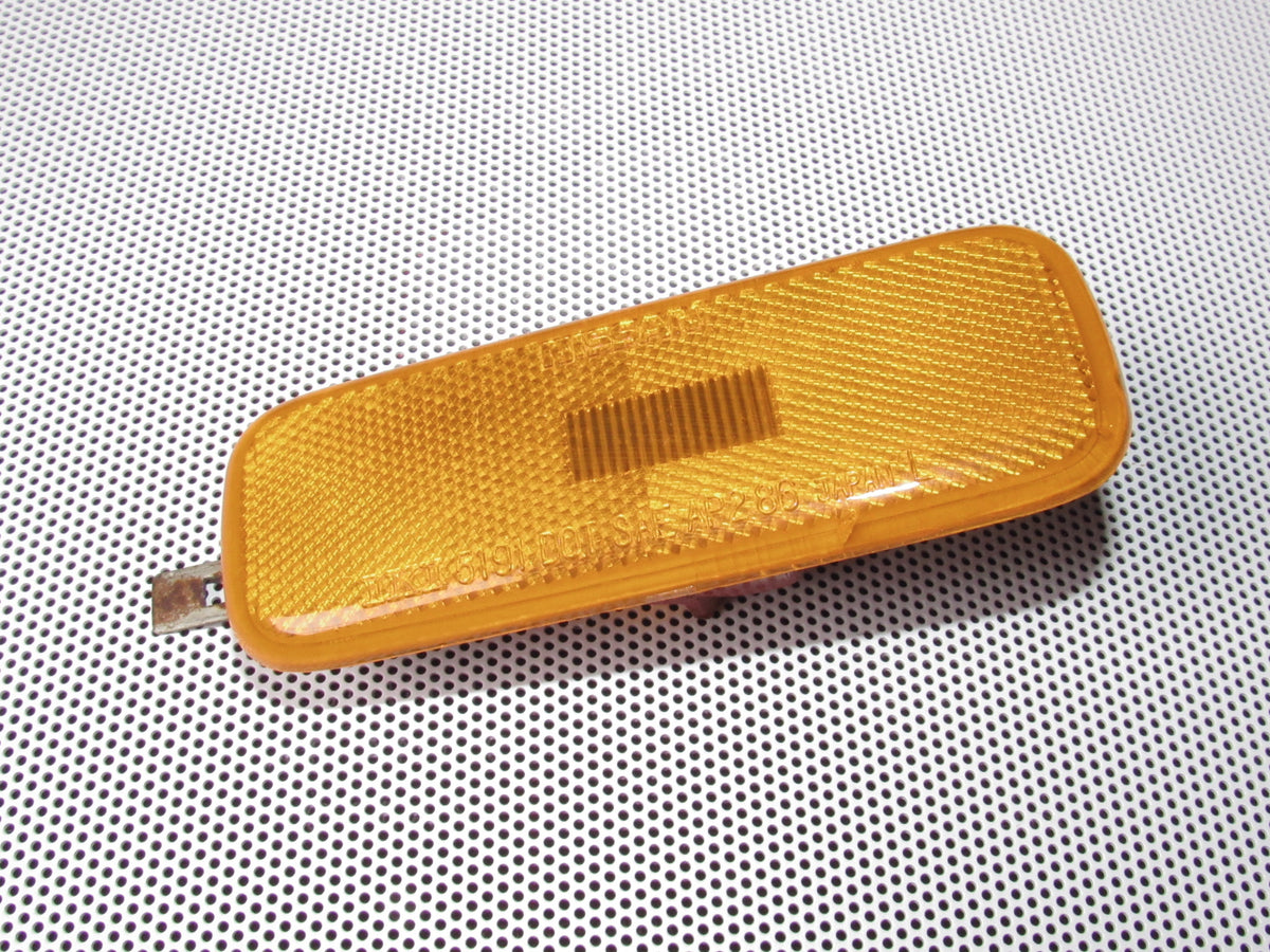 89-94 Nissan 240SX OEM Front Side Mark Light