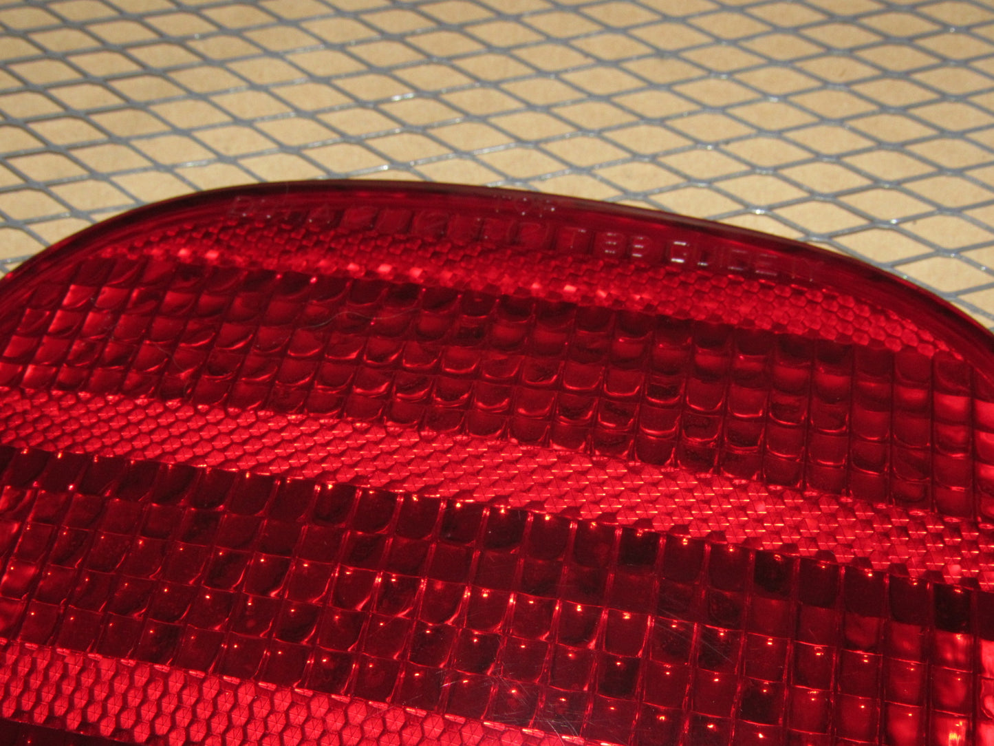 91 92 93 94 95 96 Chevrolet Corvette OEM Tail Light Lamp Lens Cover