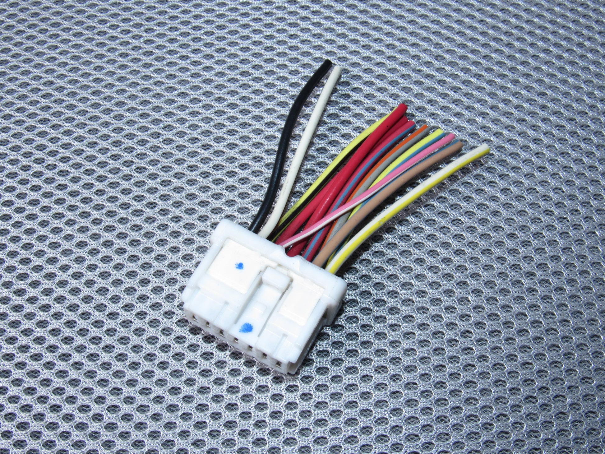 01-07 Ford Escape OEM Front Window Switch Pigtail Harness Connector - Left