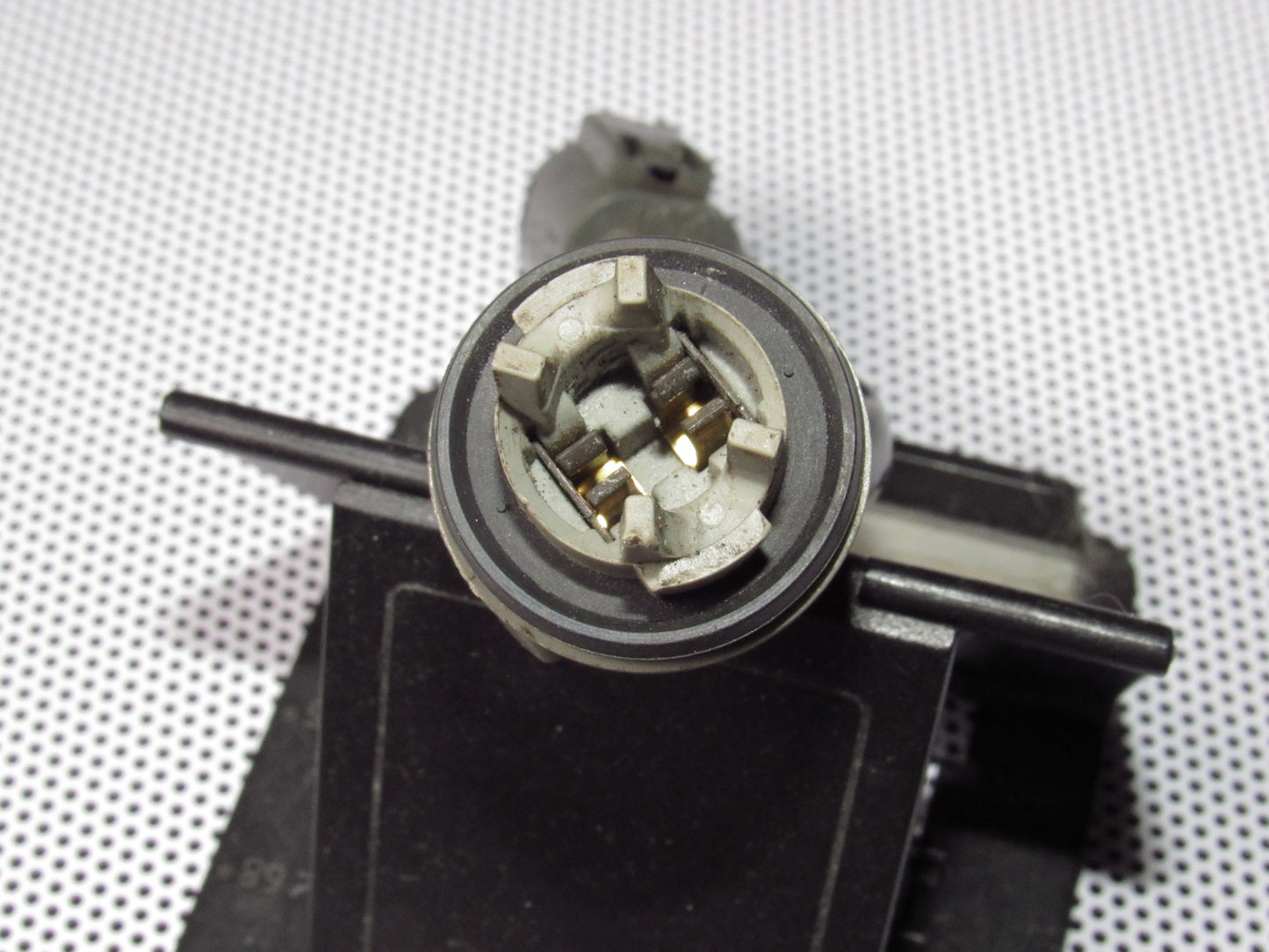 89-94 Nissan 240SX OEM Front Side Mark Light Bulb Socket