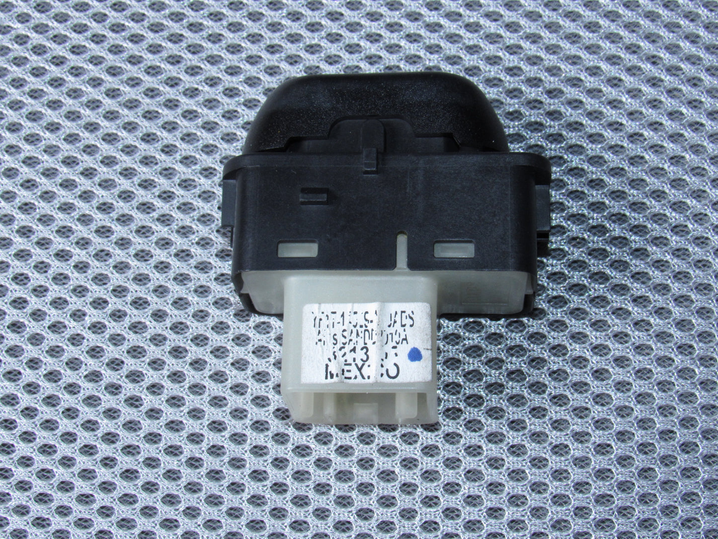 01-07 Ford Escape OEM Front Window Switch - Right