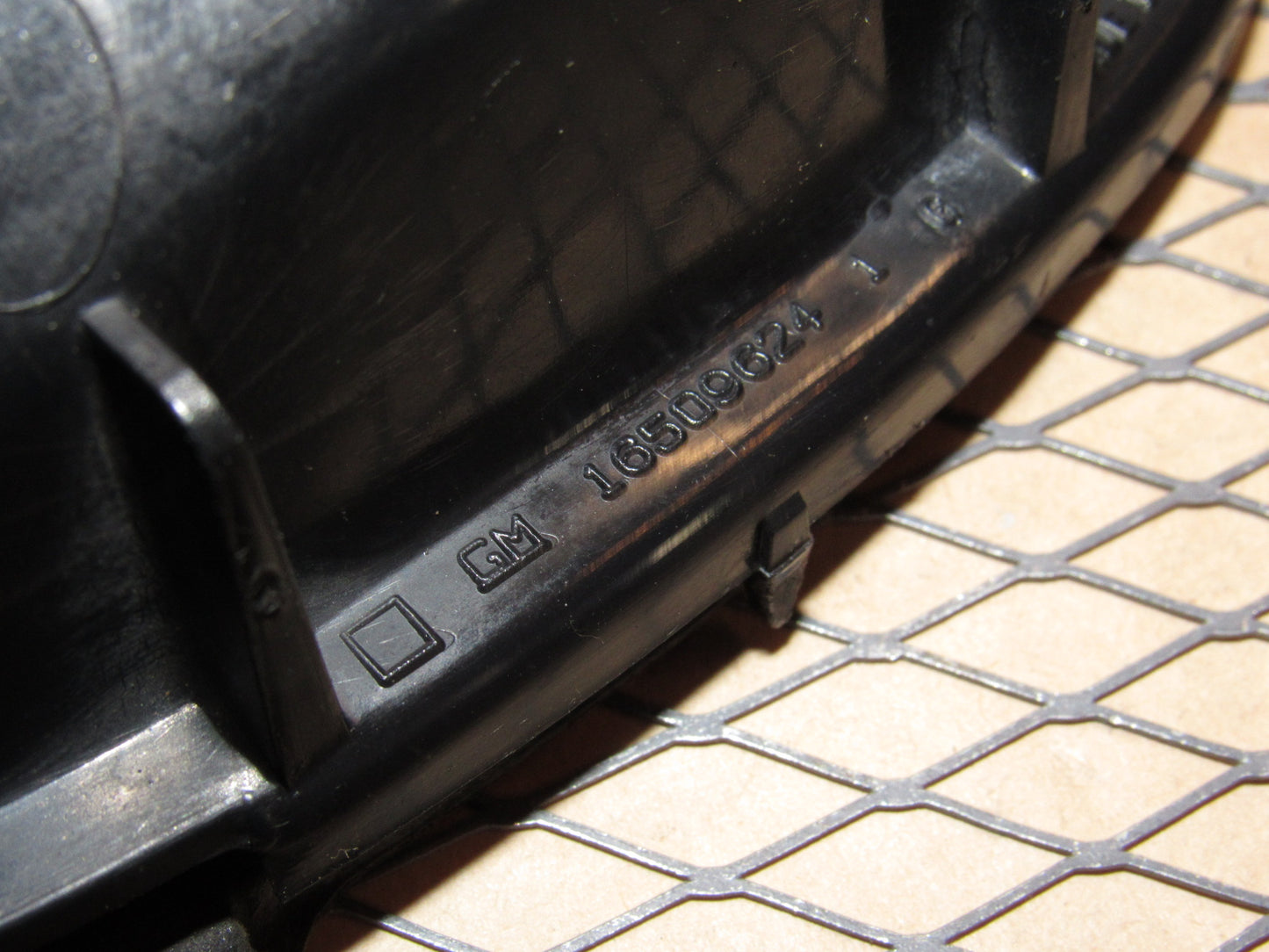 91 92 93 94 95 96 Chevrolet Corvette OEM Tail Light Lamp Housing