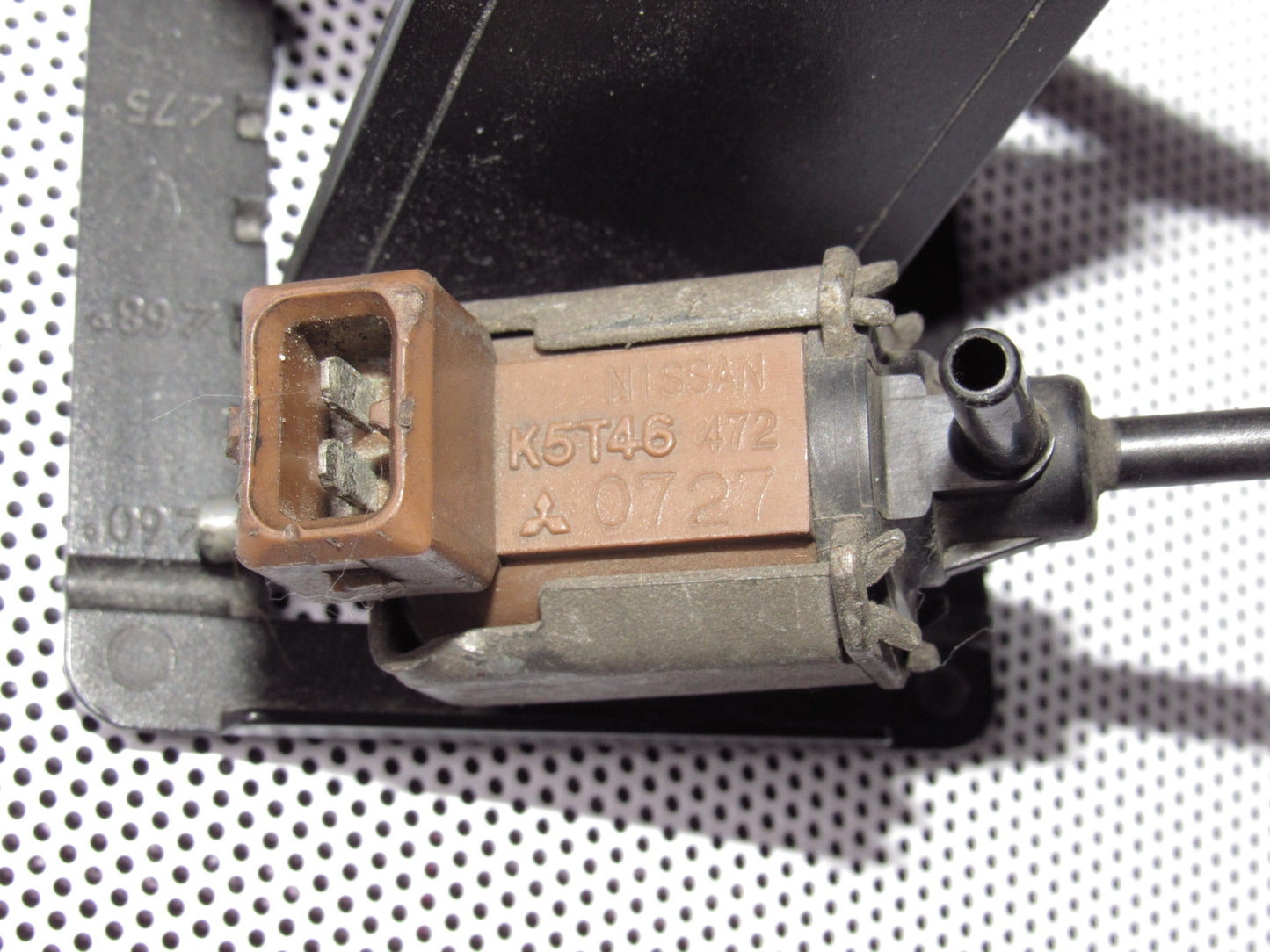 91-94 Nissan 240SX OEM Engine VSV Vacuum Switch Solenoid Valve