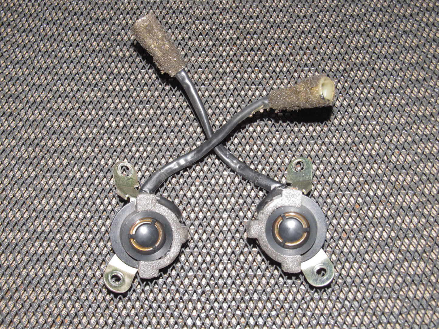 91 92 93 94 95 Toyota MR2 OEM Door Speaker Tweeter Set