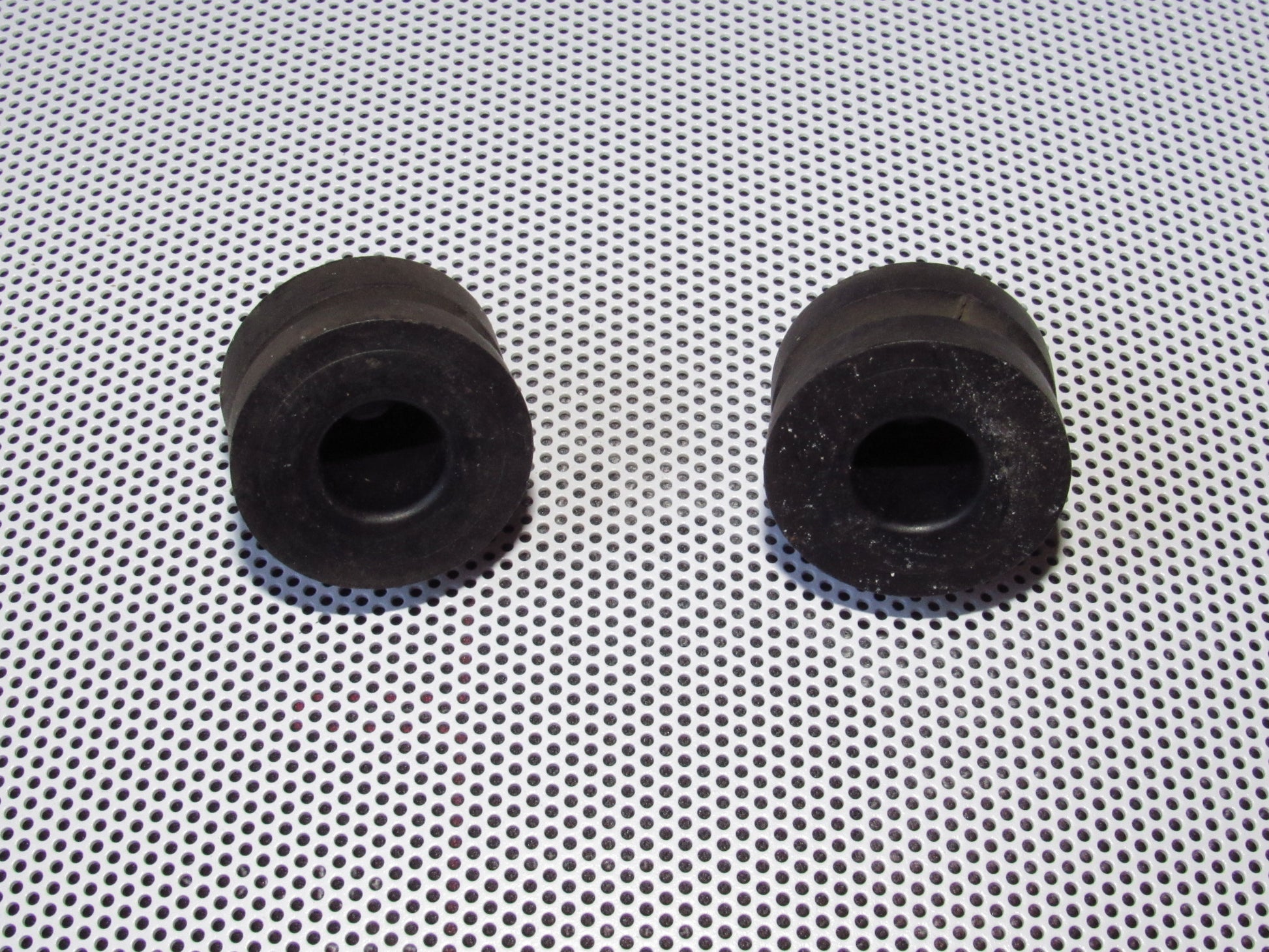 89-94 Nissan 240SX OEM A/C Condenser Lower Mounting Bushing Insulator