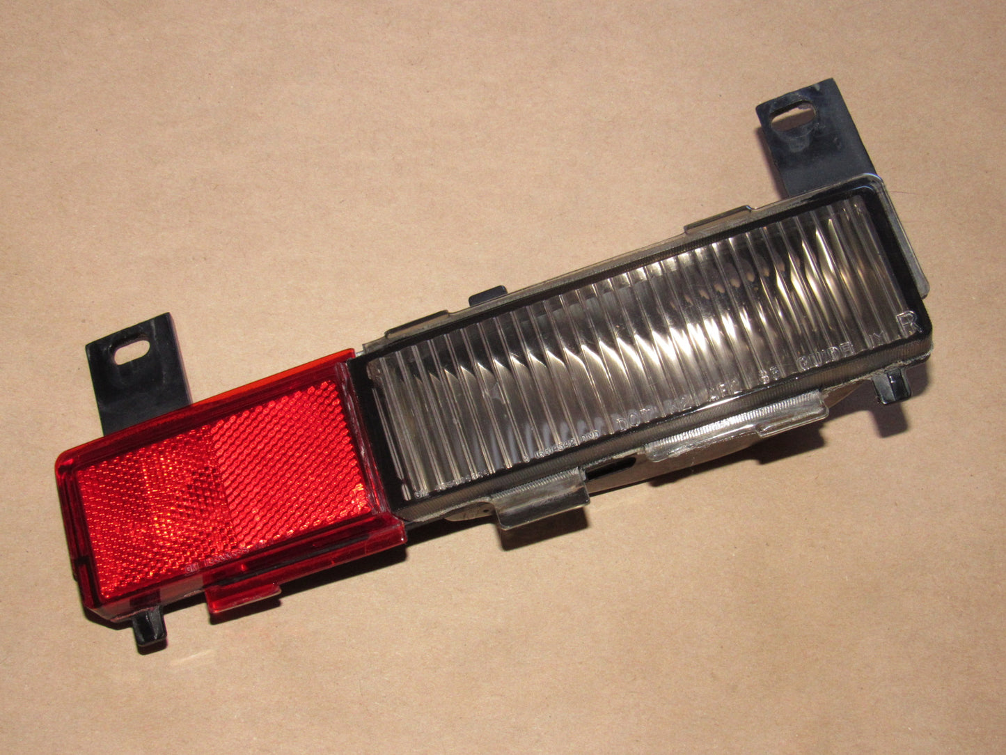 91 92 93 94 95 96 Chevrolet Corvette OEM Rear Side Marker Light Lamp - Right