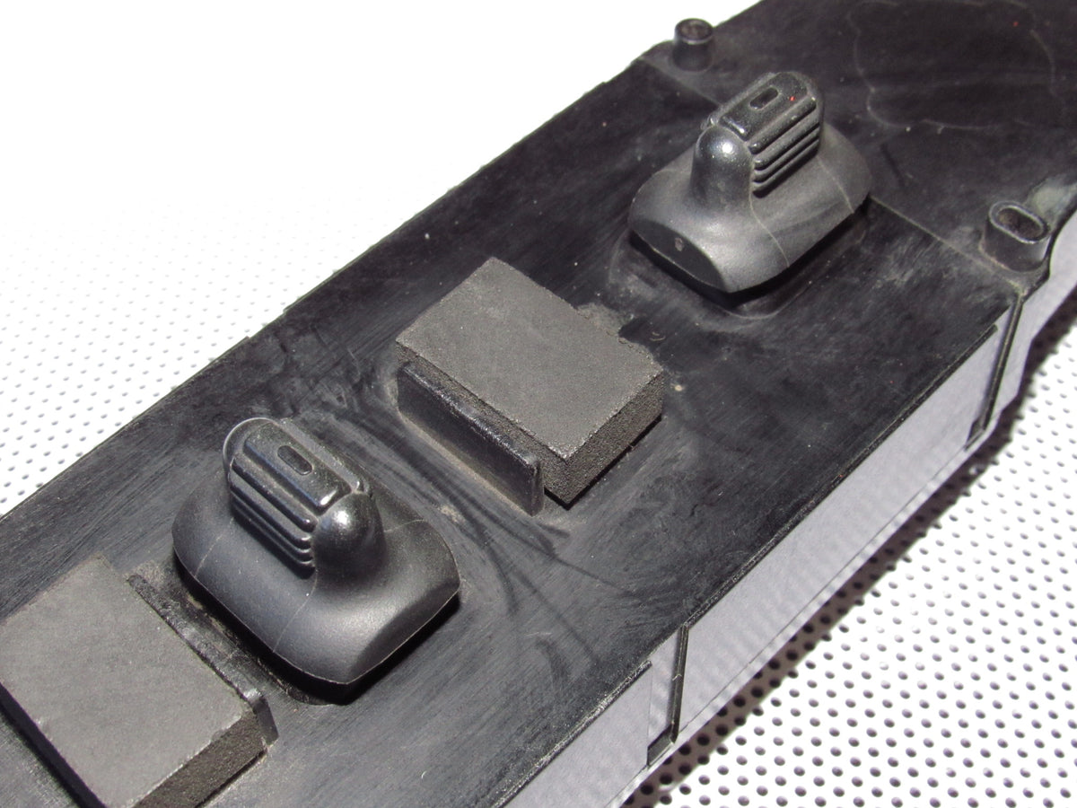 97-01 Jeep Cherokee OEM Front Window Switch - Right