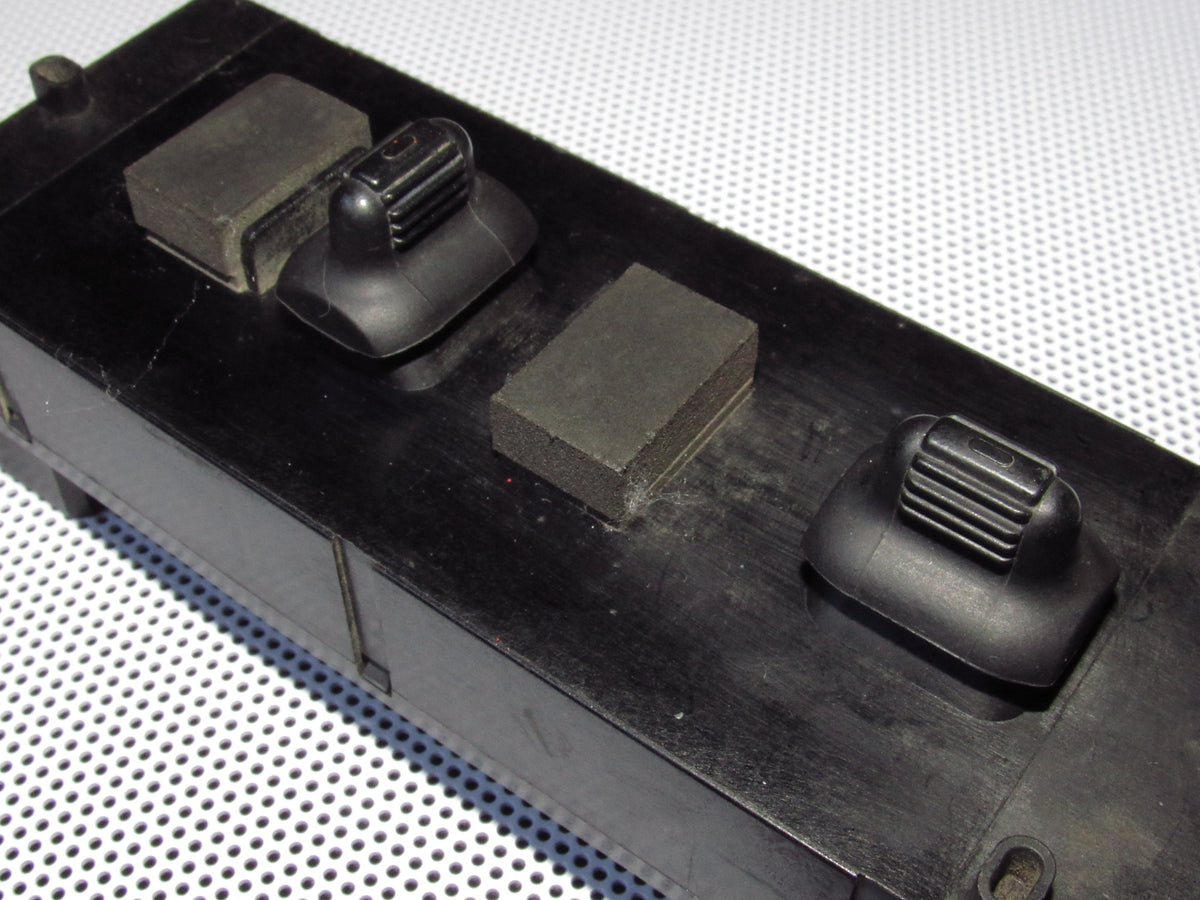 97-01 Jeep Cherokee OEM Front Window Switch - Right