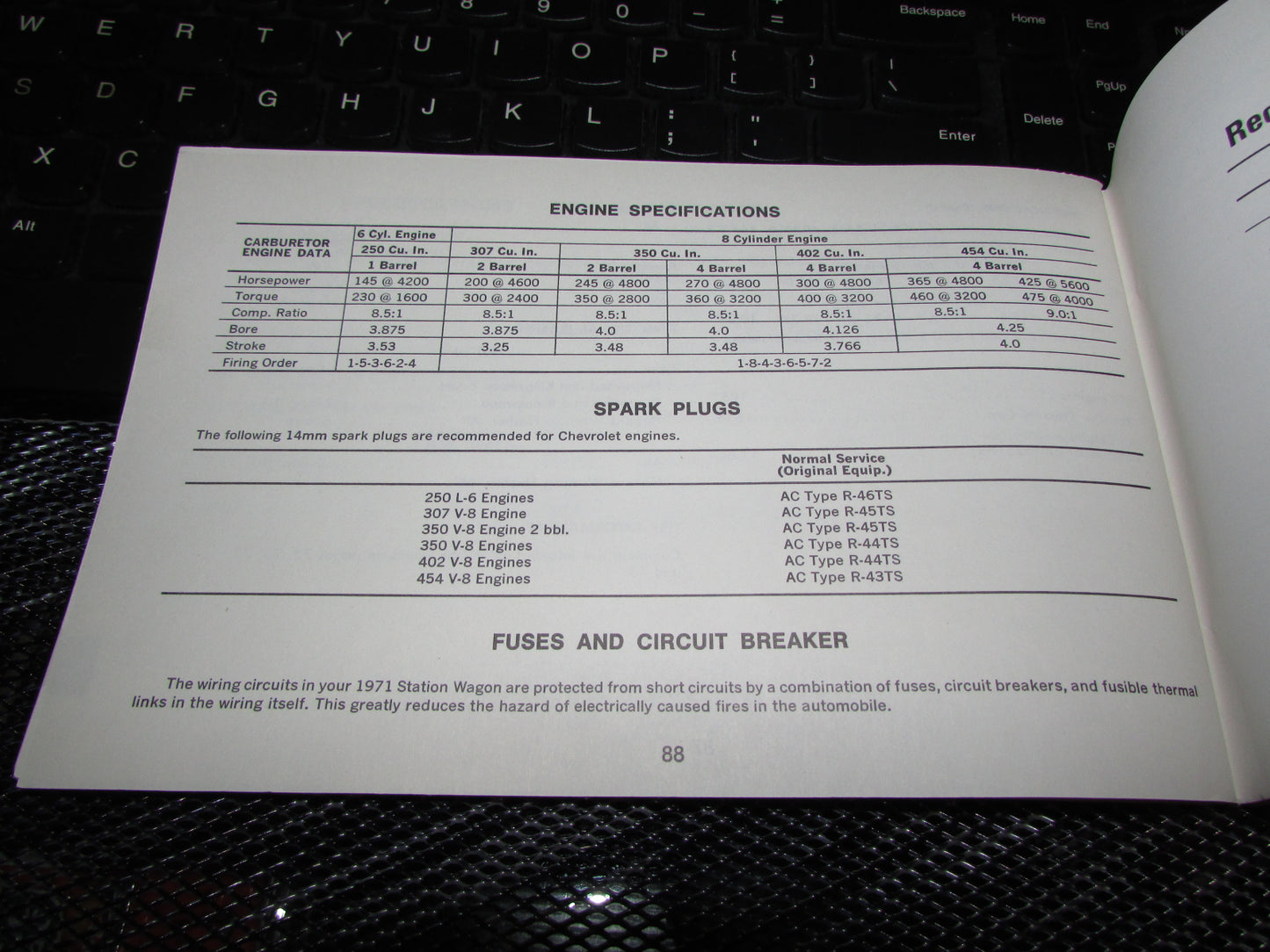 Chevrolet Station Wagon (1971) Owners Manual
